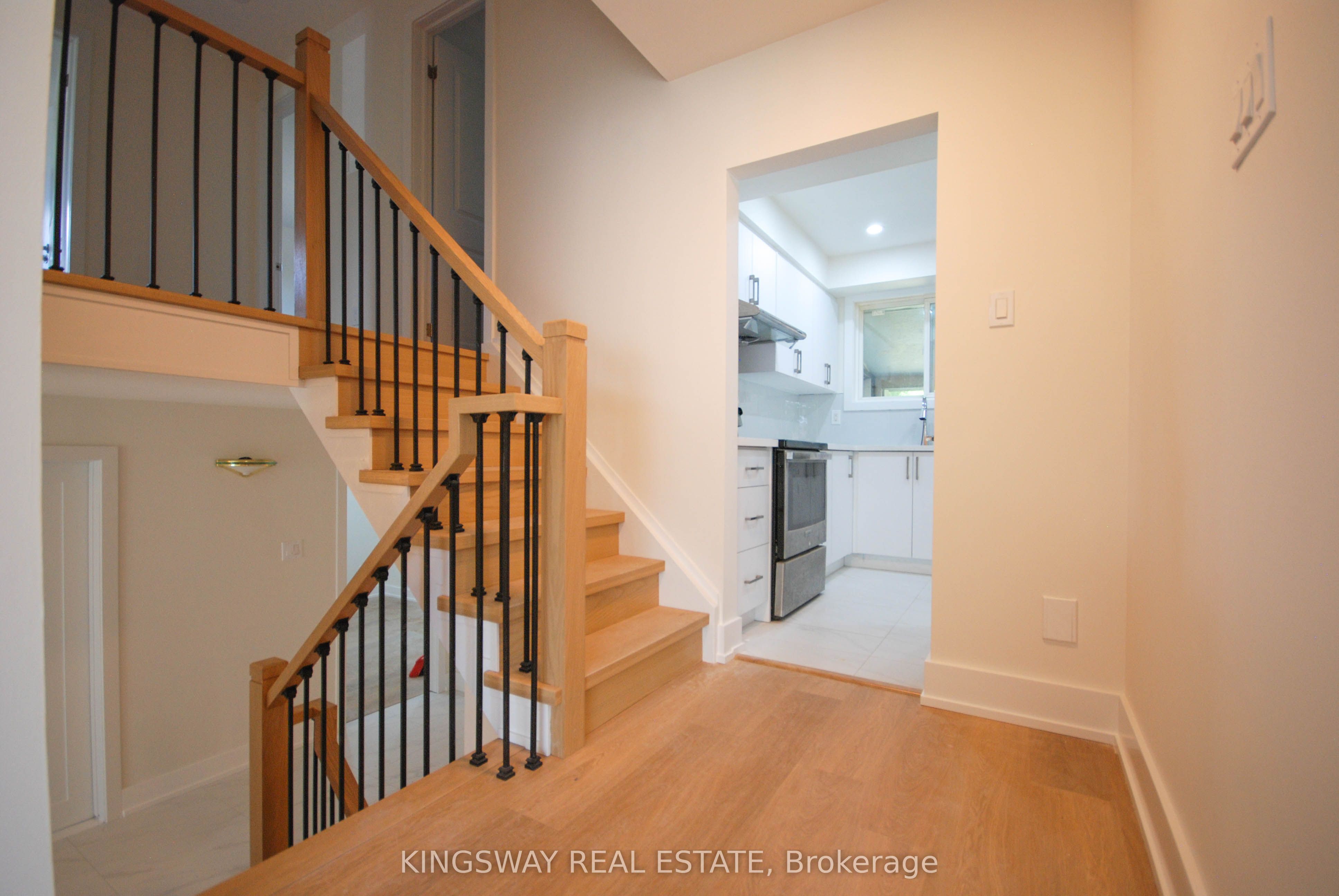 24 Archdekin Drive, Brampton, ON L6V 1Y3 photo 5