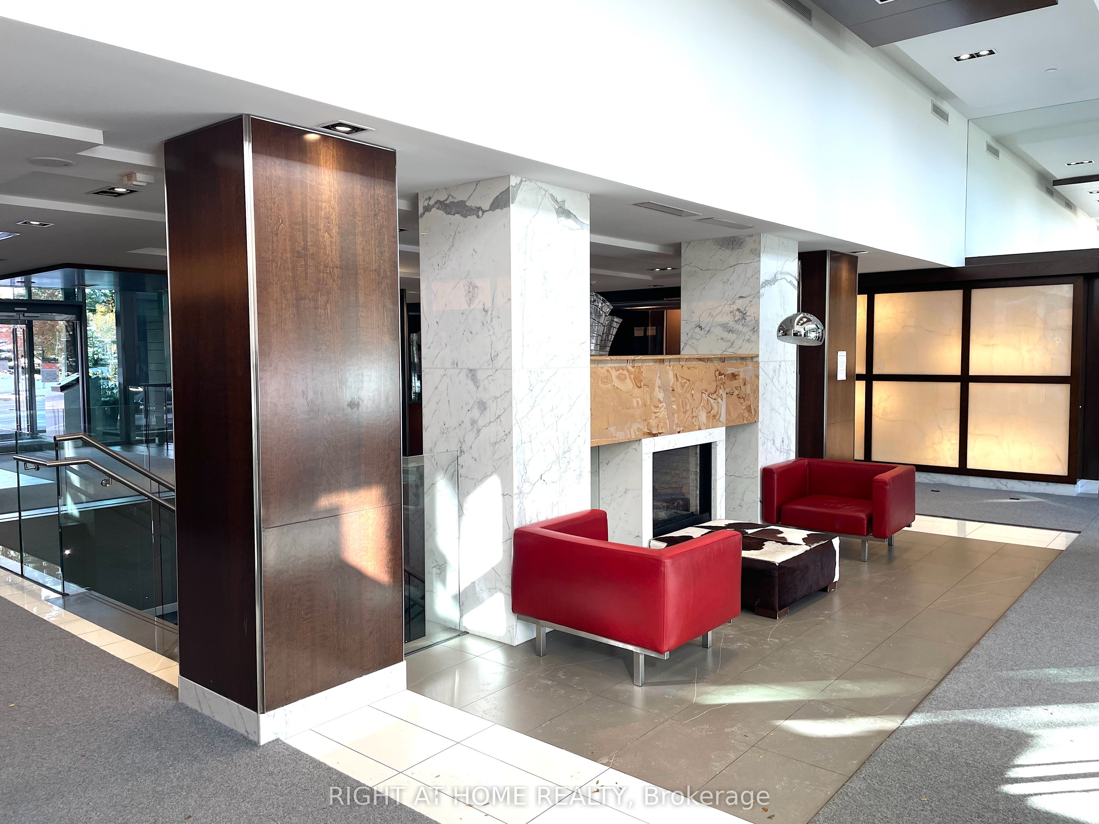 235 Sherway Gardens Road 305, Toronto, ON M9C 0A2 photo 5