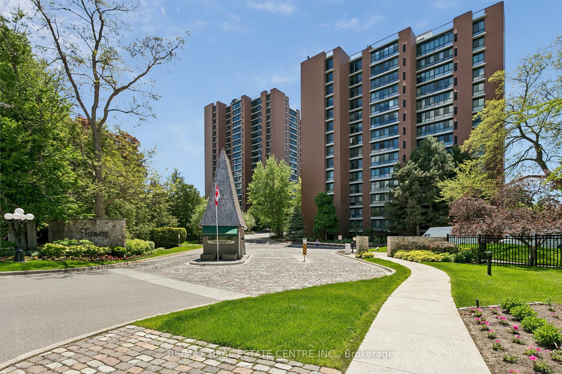 1400 Dixie Road 609, Mississauga, ON L5E 3E1 photo 2