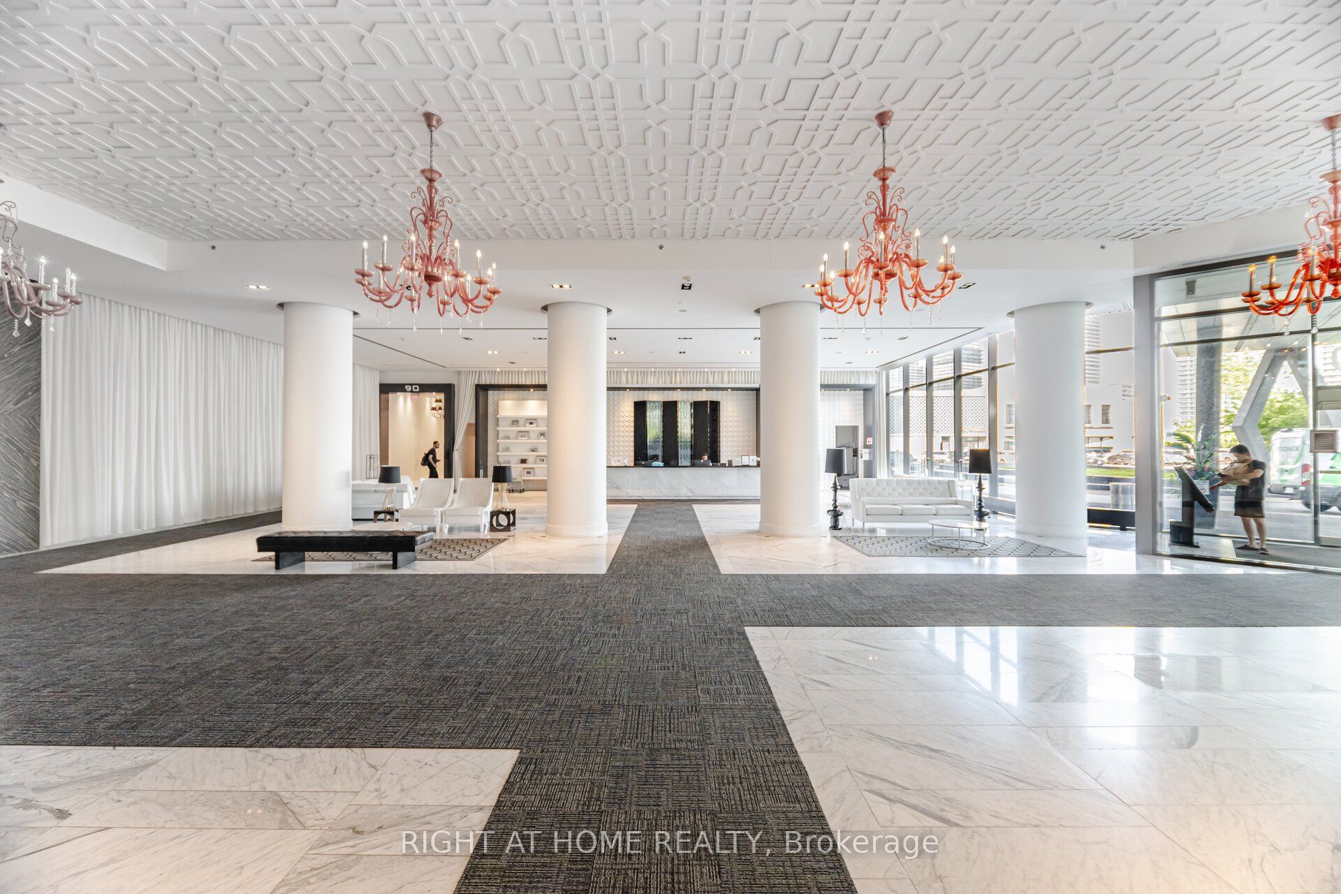 88 Park Lawn Road 3005, Toronto, ON M8Y 0B5 photo 4