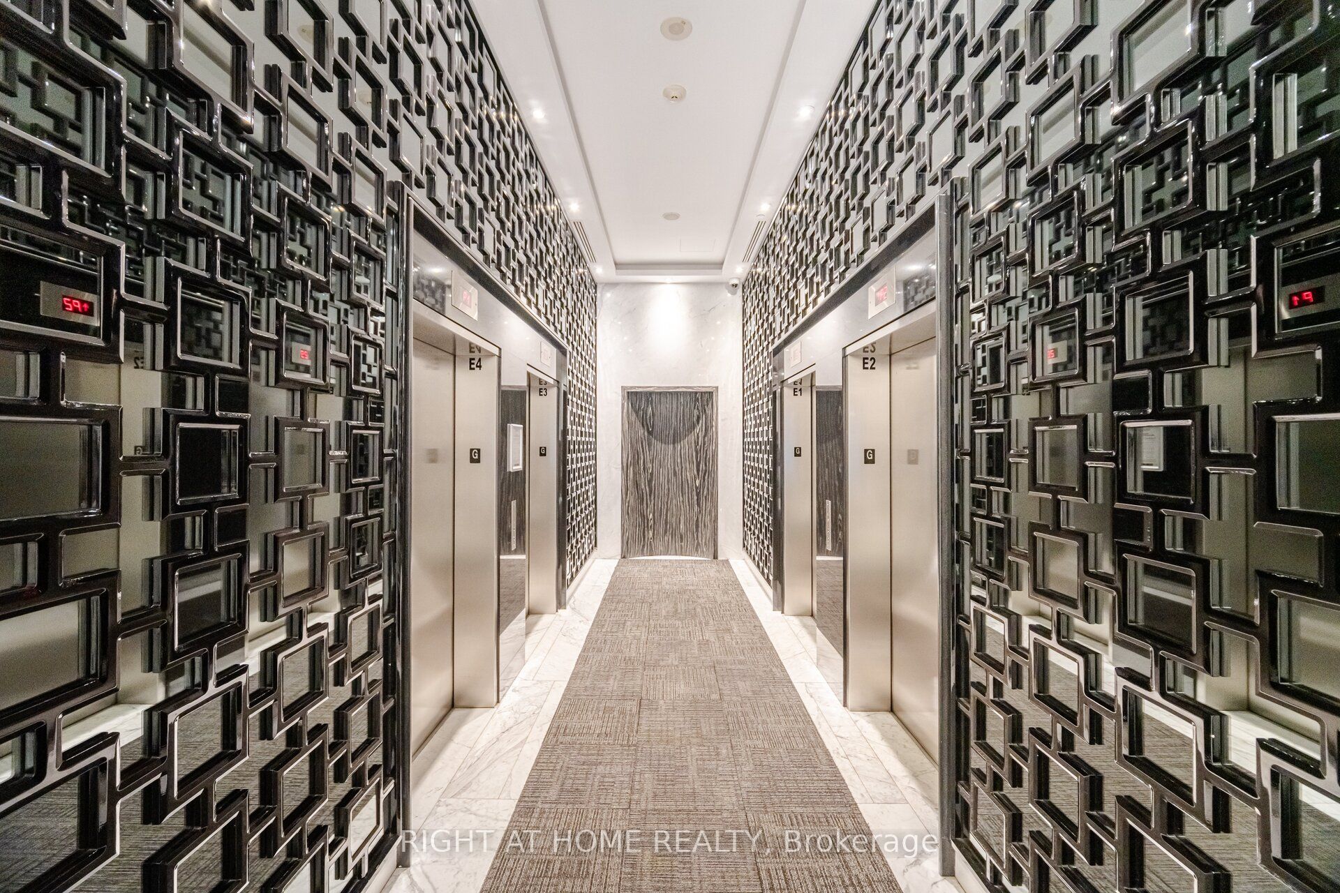 88 Park Lawn Road 3005, Toronto, ON M8Y 0B5 photo 5
