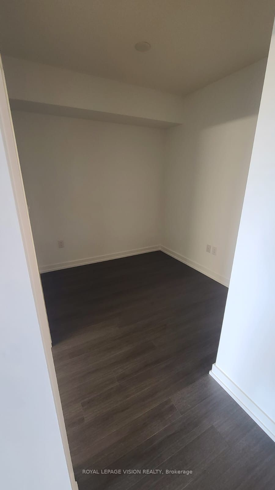 4010 Eglinton Avenue W 508, Toronto, ON M9A 0G5 photo 3