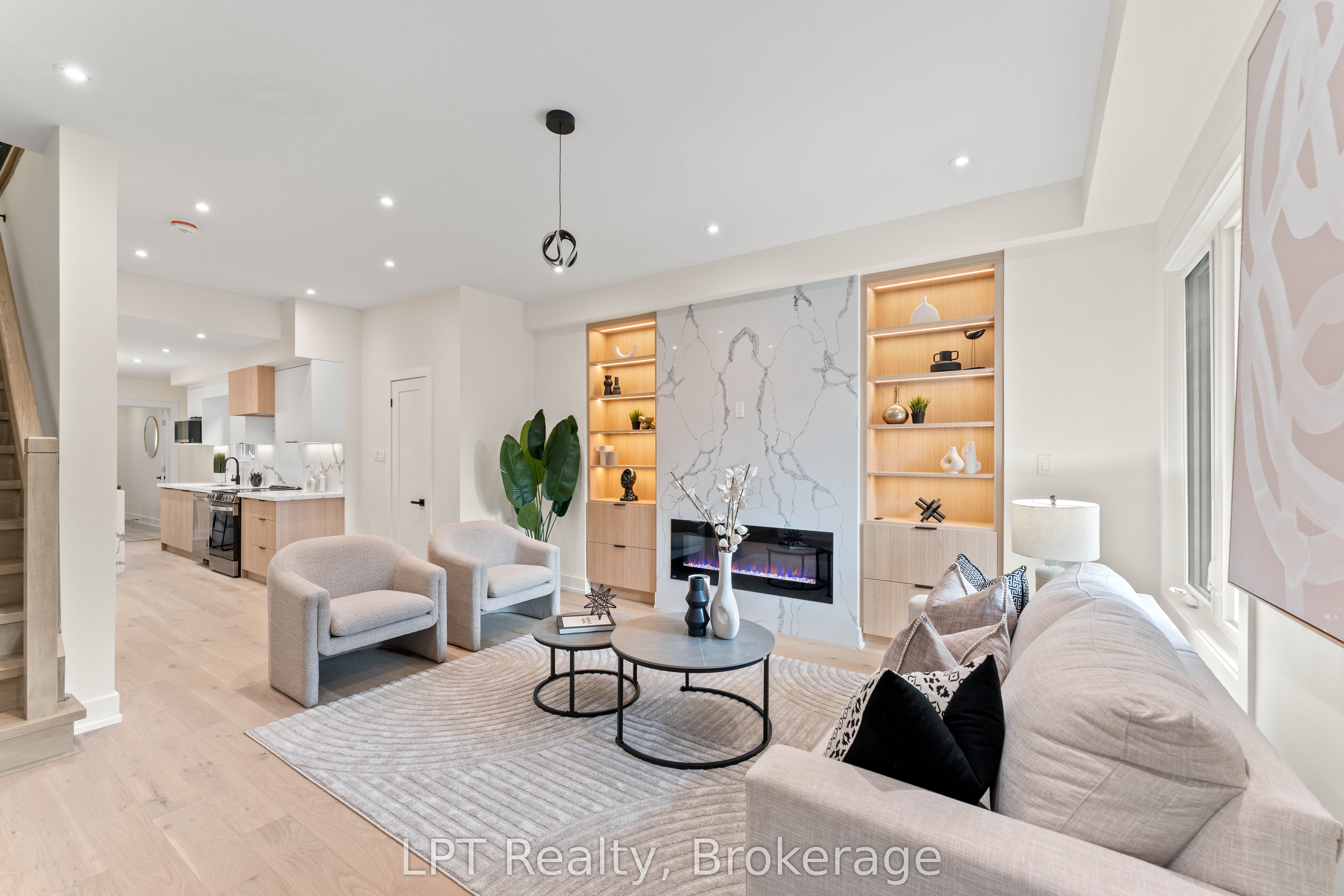 204 Franklin Avenue, Toronto, ON M6P 3Z3 photo 4