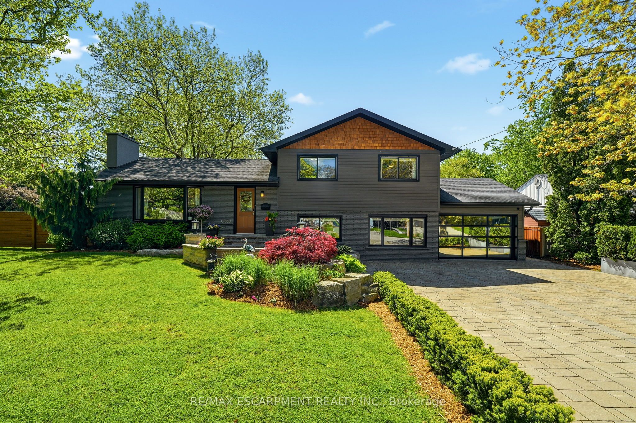 600 Deborah Crescent, Burlington, ON L7T 2N1 photo 2