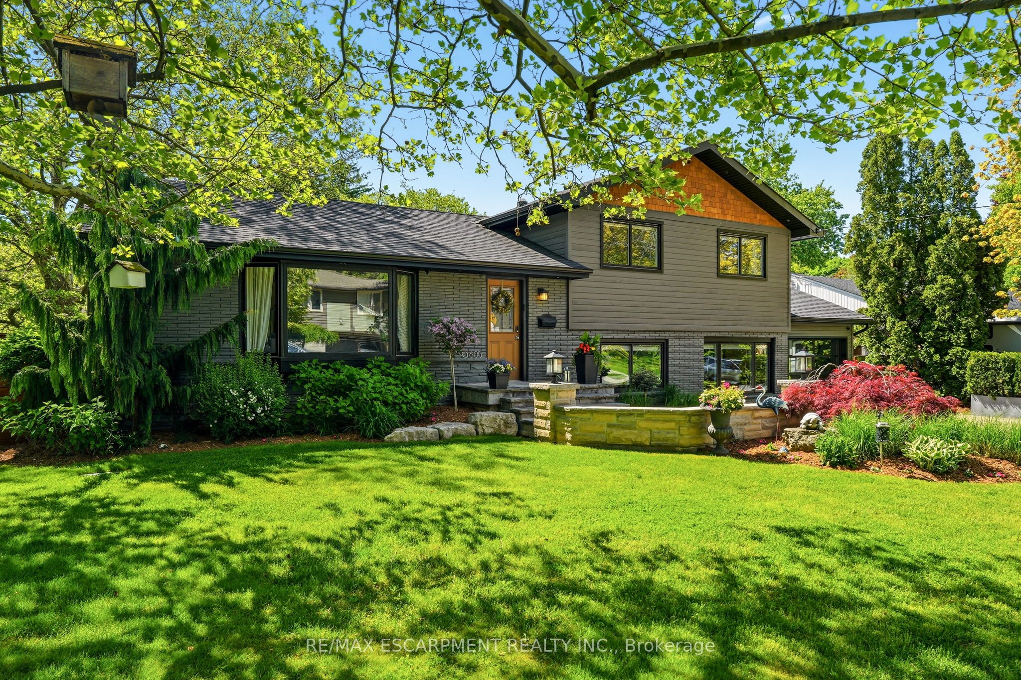 600 Deborah Crescent, Burlington, ON L7T 2N1 photo 3