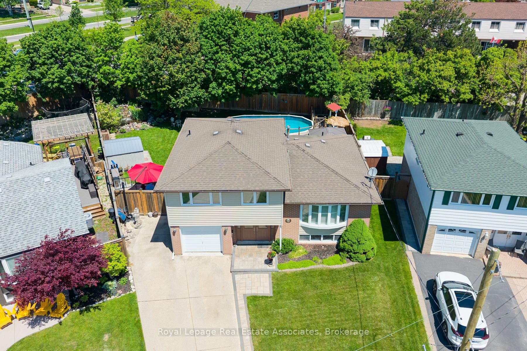 26 Marilyn Crescent, Halton Hills, ON L7G 1K4 photo 4