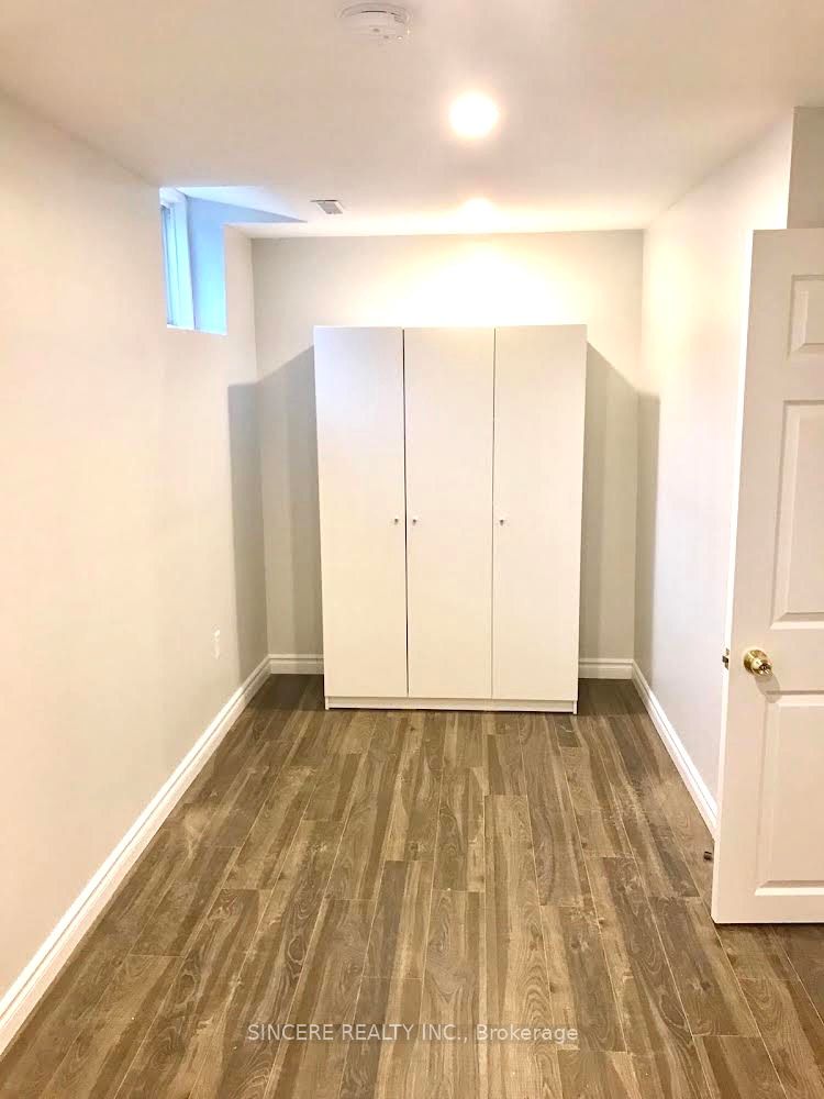 5872 Osprey Boulevard Lower, Mississauga, ON L5N 8J7 photo 5