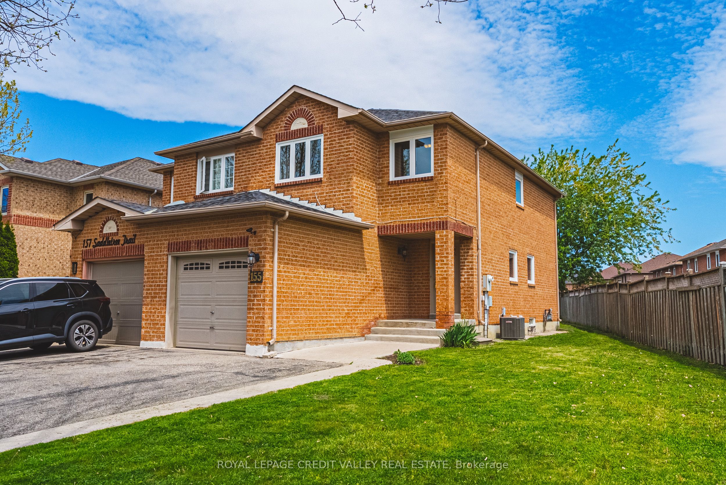 155 Saddletree Trail, Brampton, ON L6X 4M9 photo 2