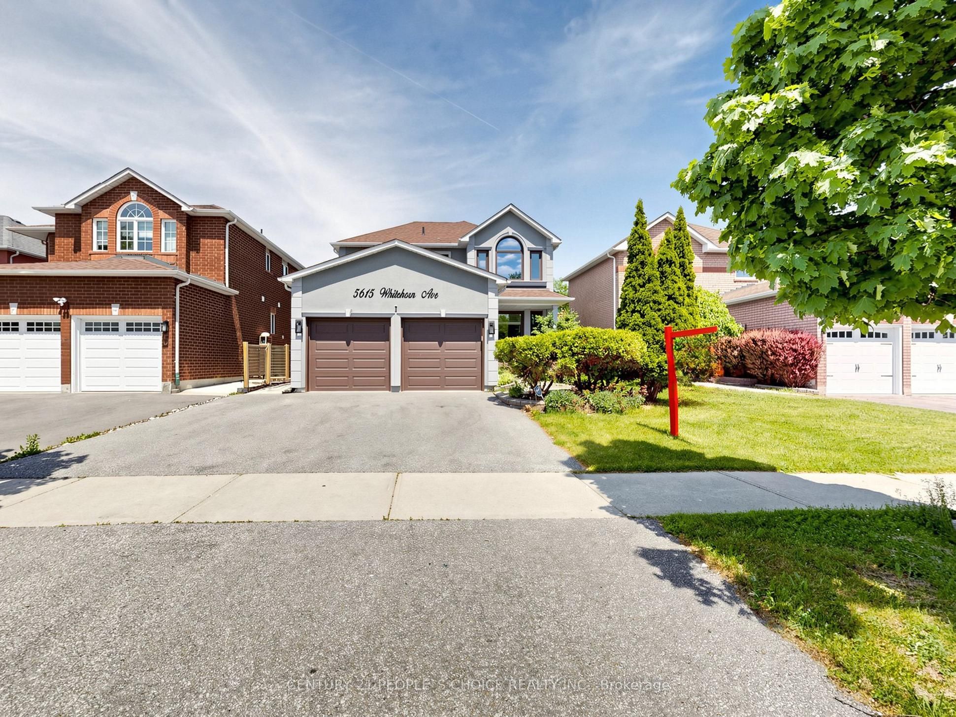 5615 Whitehorn Avenue, Mississauga, ON L5V 2B1 photo 2