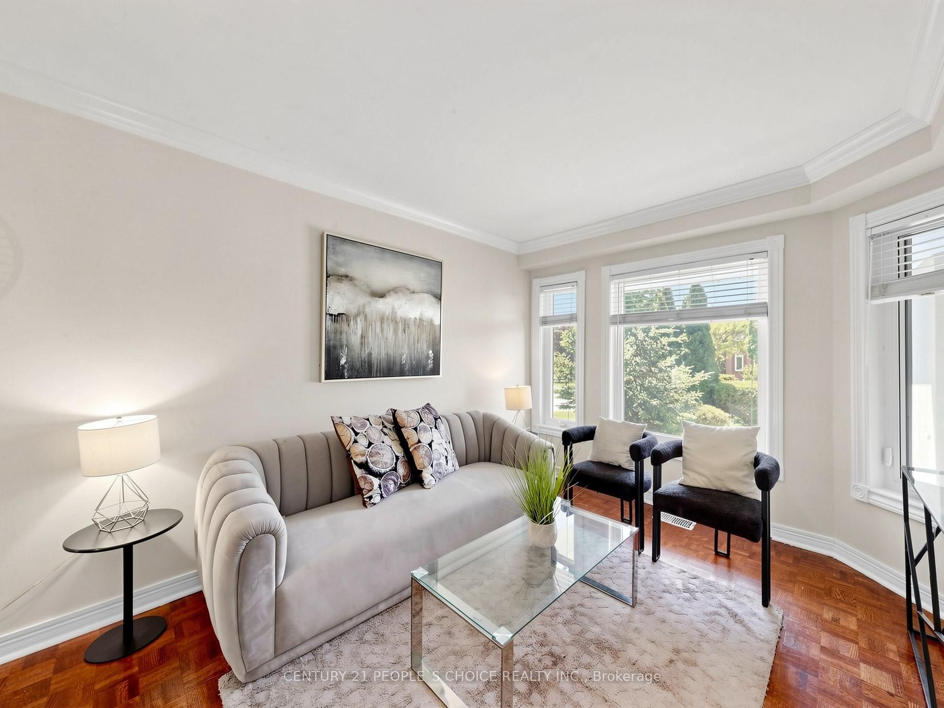 5615 Whitehorn Avenue, Mississauga, ON L5V 2B1 photo 4