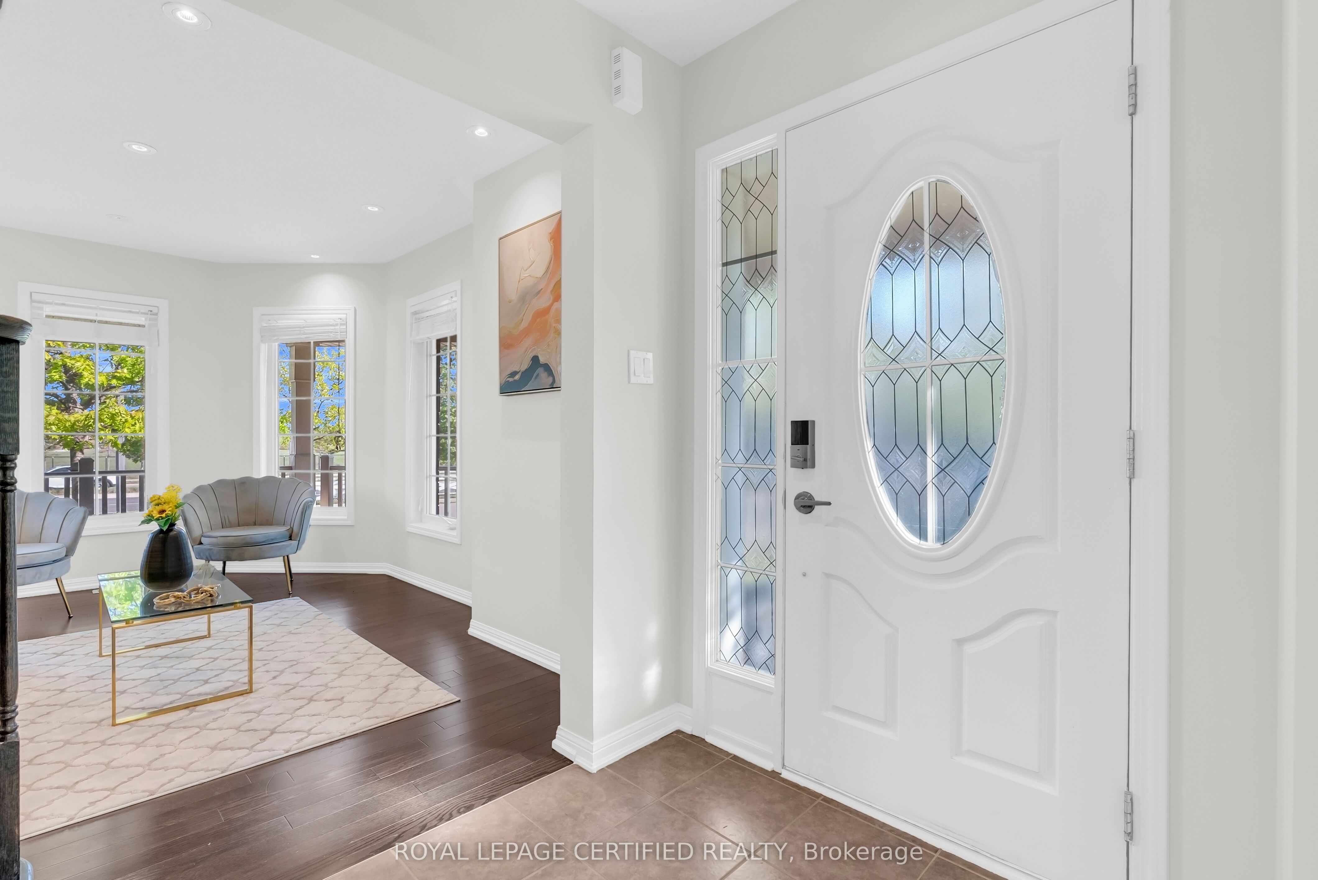 475 Cavanagh Lane, Milton, ON L9T 8G3 photo 3