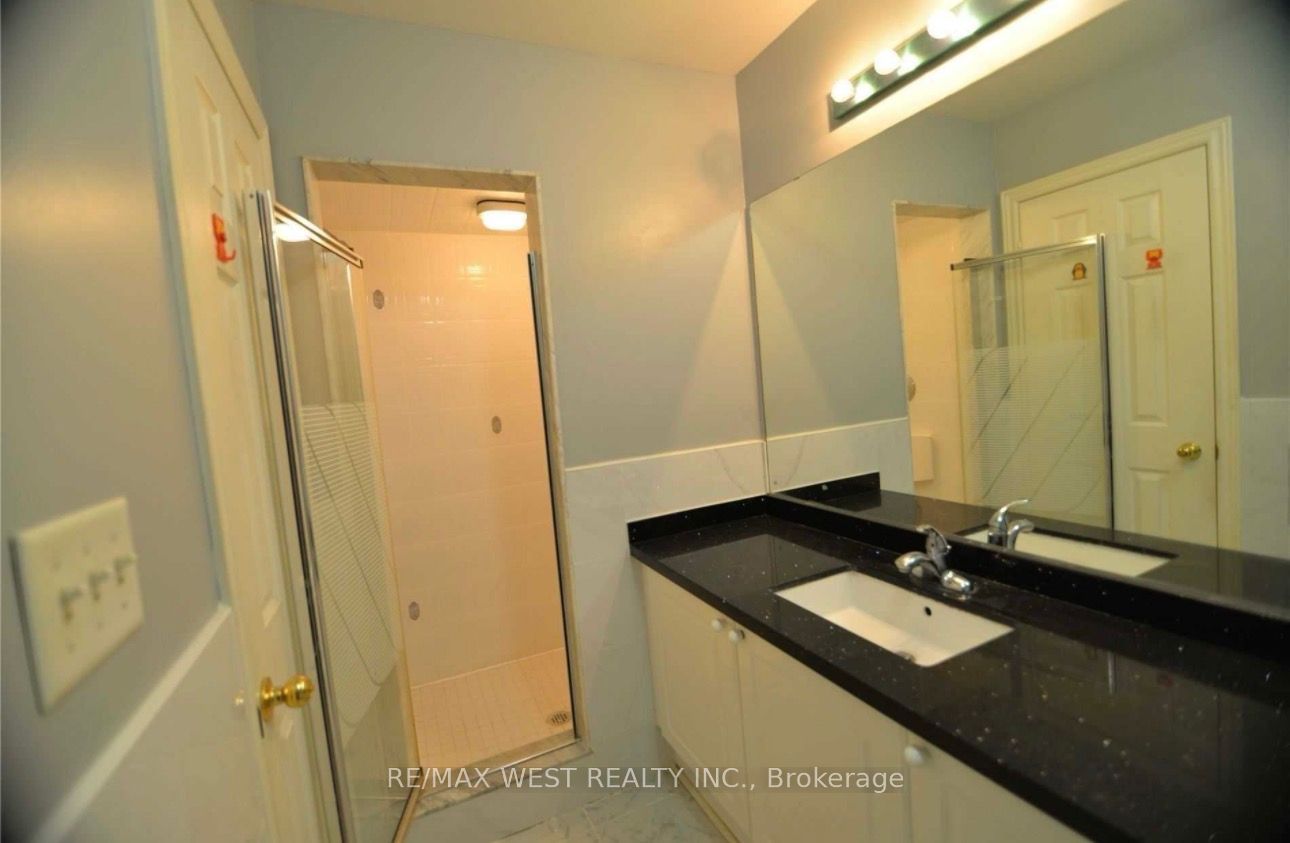 51 Richwood Street, Toronto, ON M9N 3Y8 photo 4