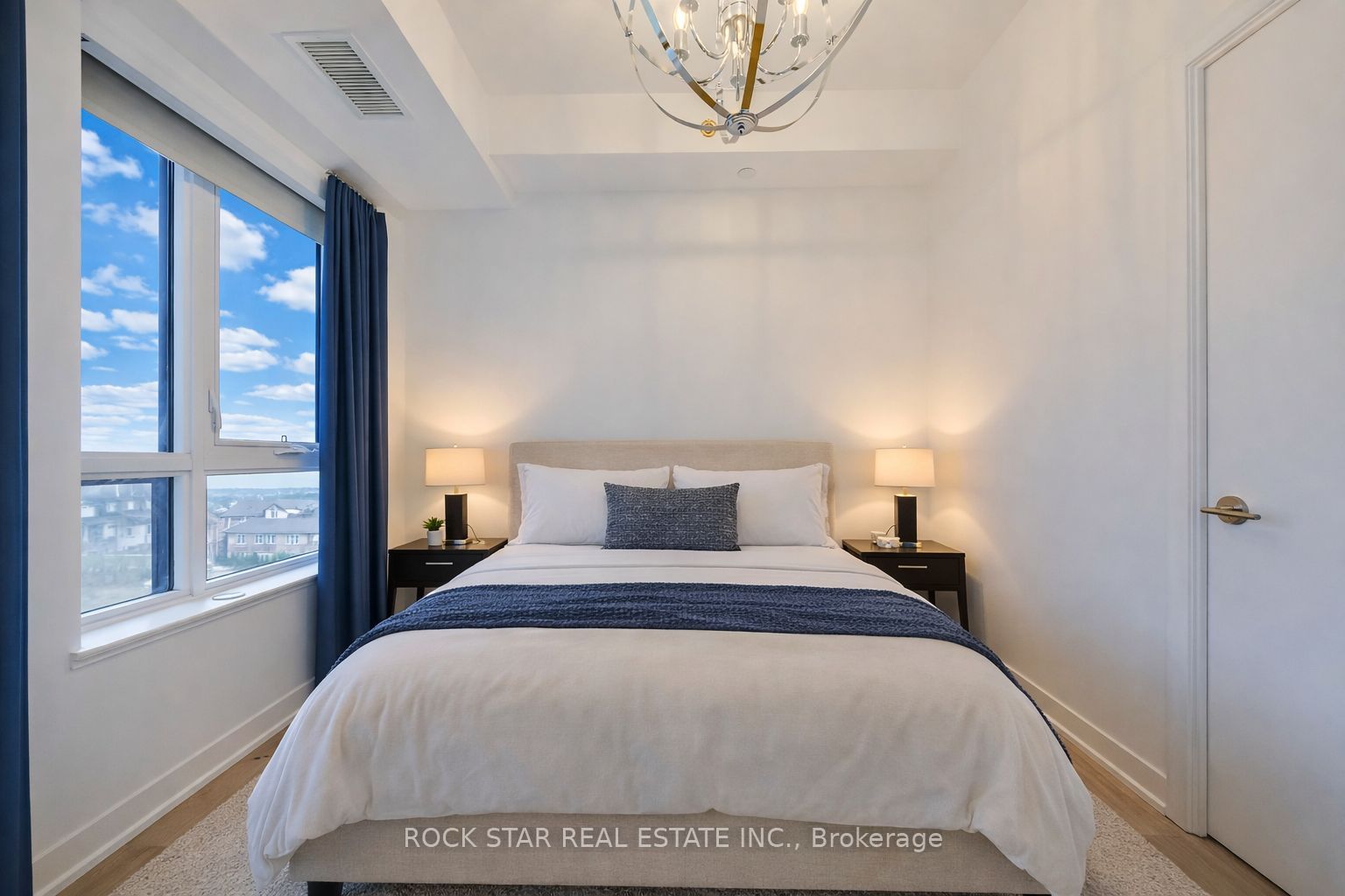395 Dundas Street W 601, Oakville, ON L6M 5R8 photo 4
