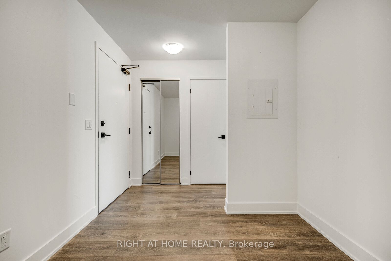 2481 Taunton Road 459, Oakville, ON L6H 3R7 photo 5