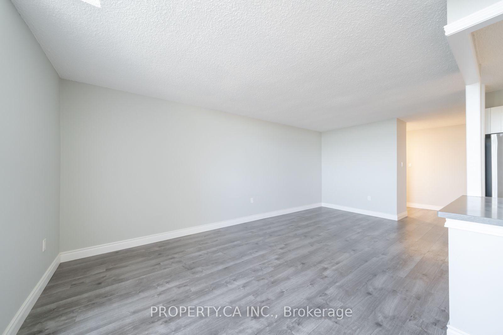 355 Rathburn Road E 1204, Mississauga, ON L4Z 1H4 photo 4