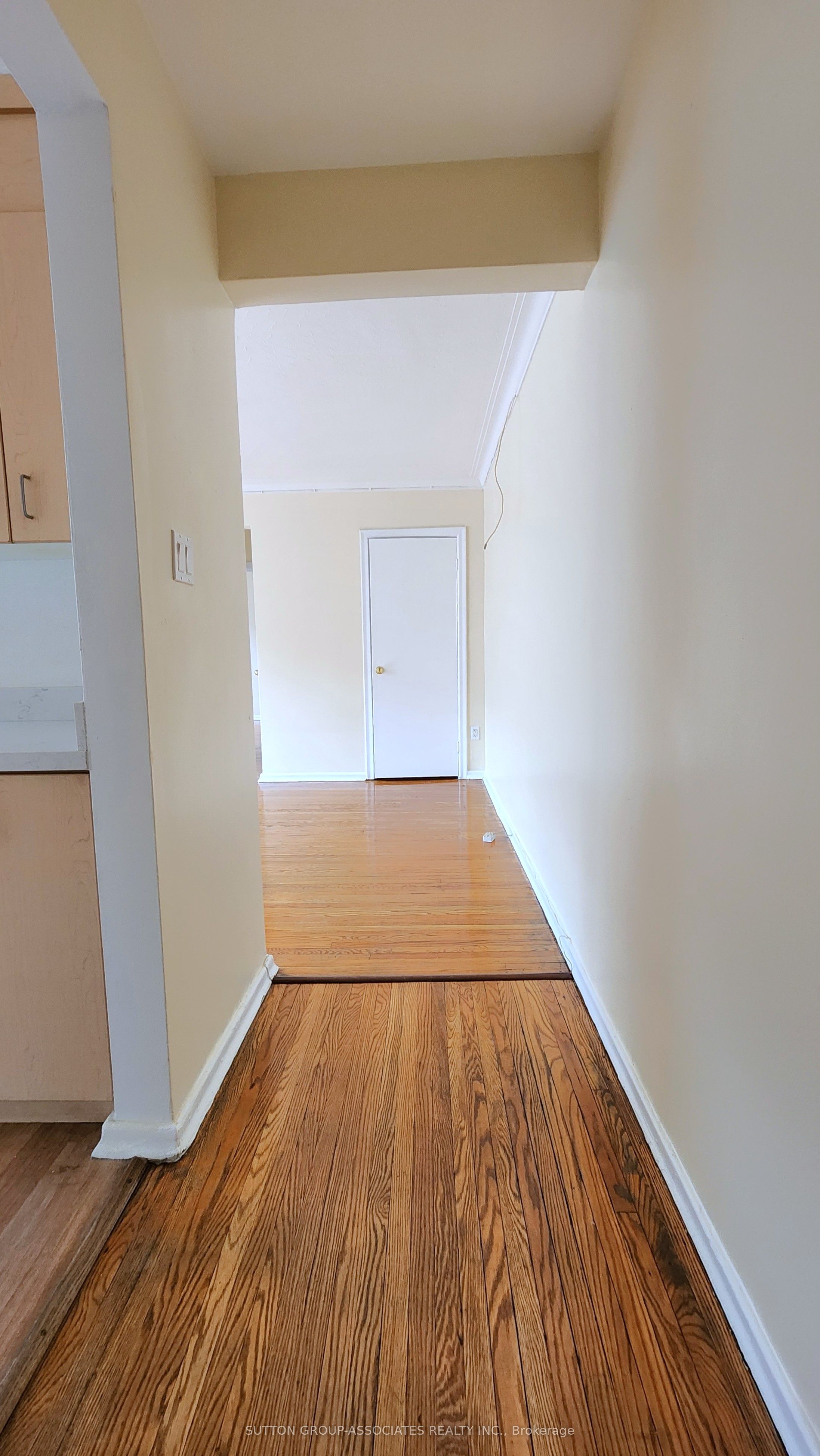 1 Greenbrook Drive 304, Toronto, ON M6M 2J8 photo 5