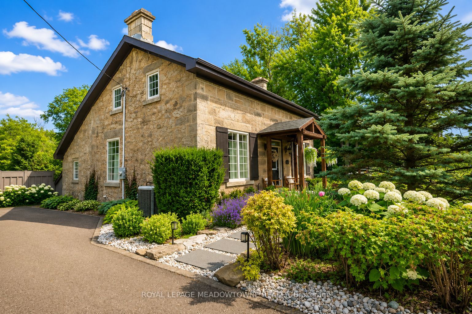 10761 Guelph Line, Milton, ON L0P 1B0 photo 2