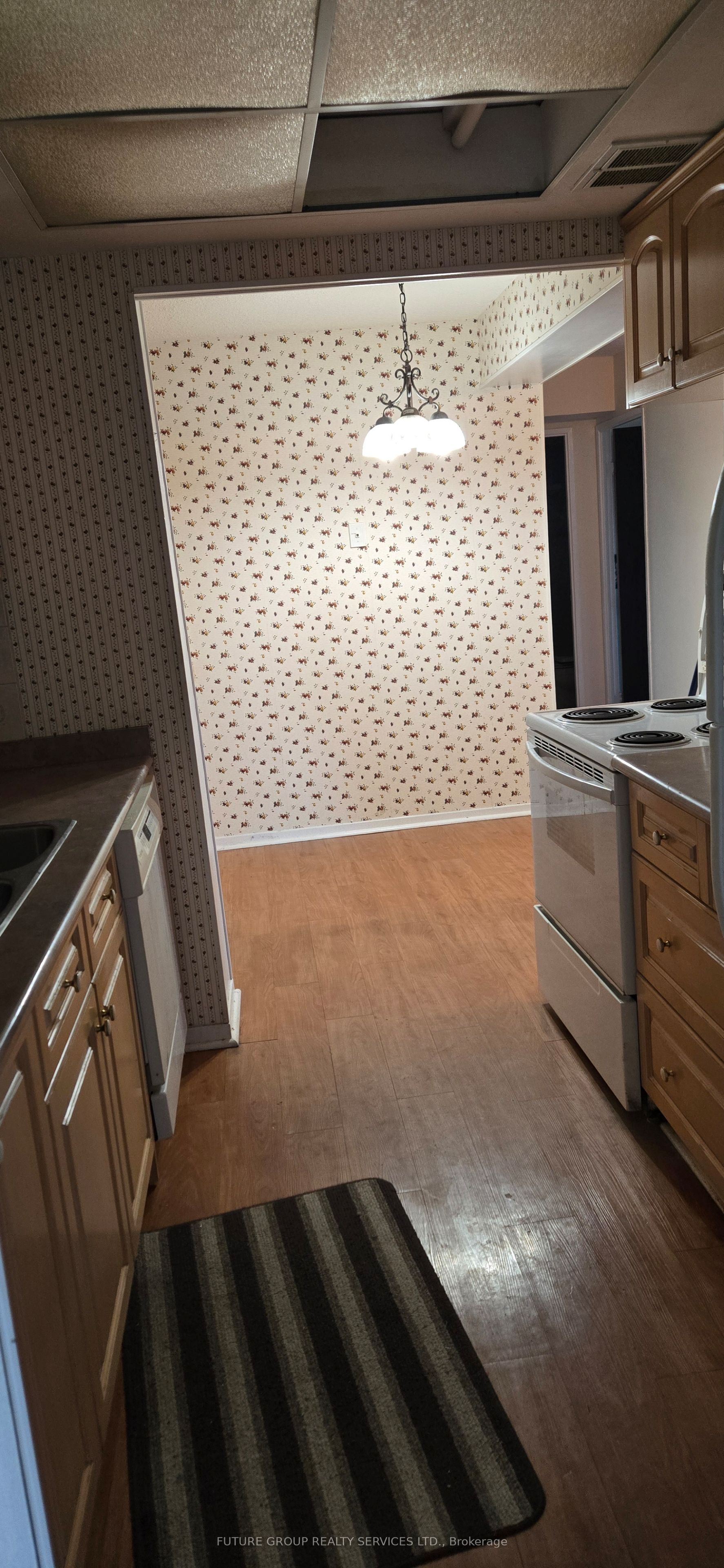 3100 Kirwin Avenue 1601, Mississauga, ON L5A 3S6 photo 4