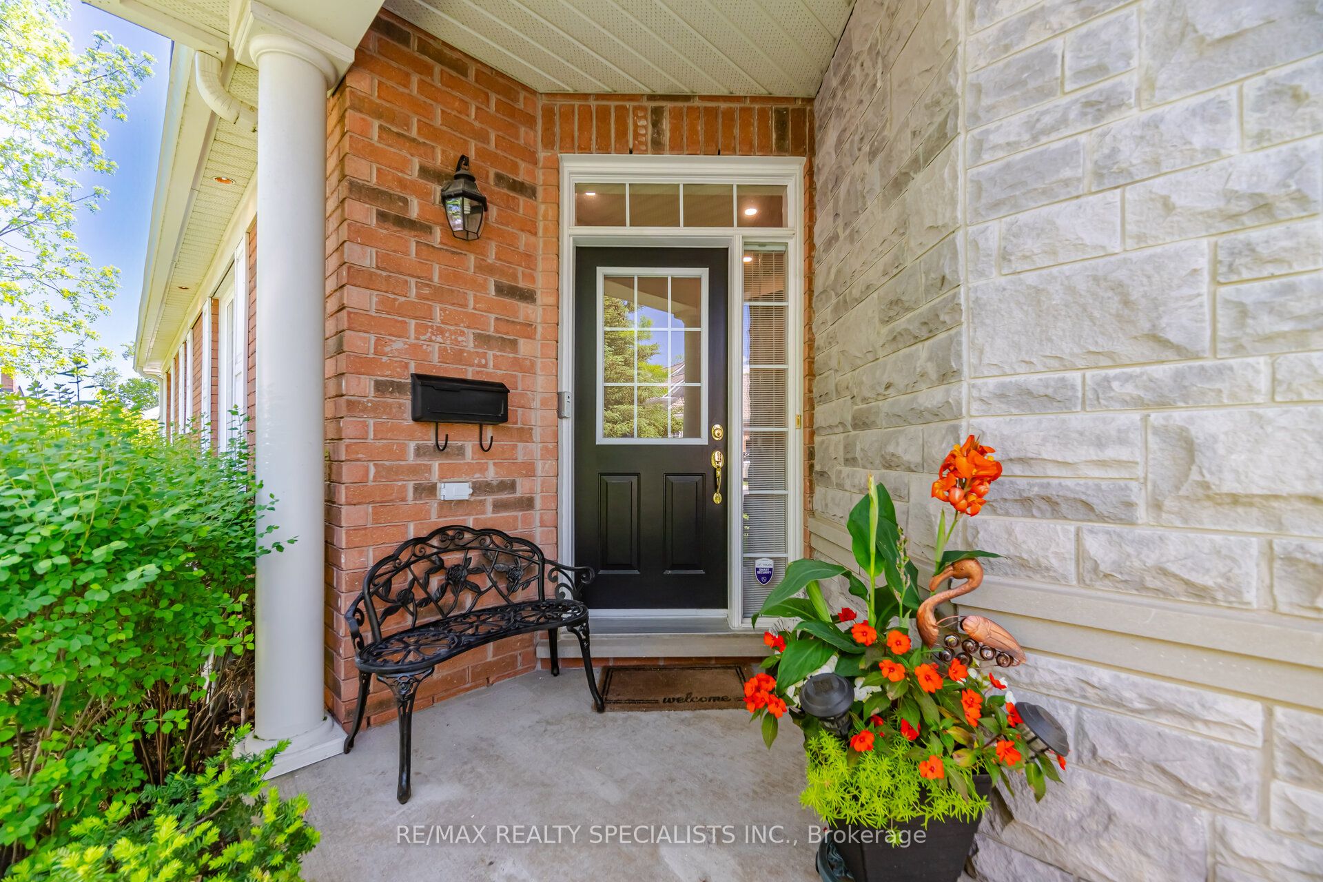 6439 Rivergate Place, Mississauga, ON L5N 8P8 photo 4