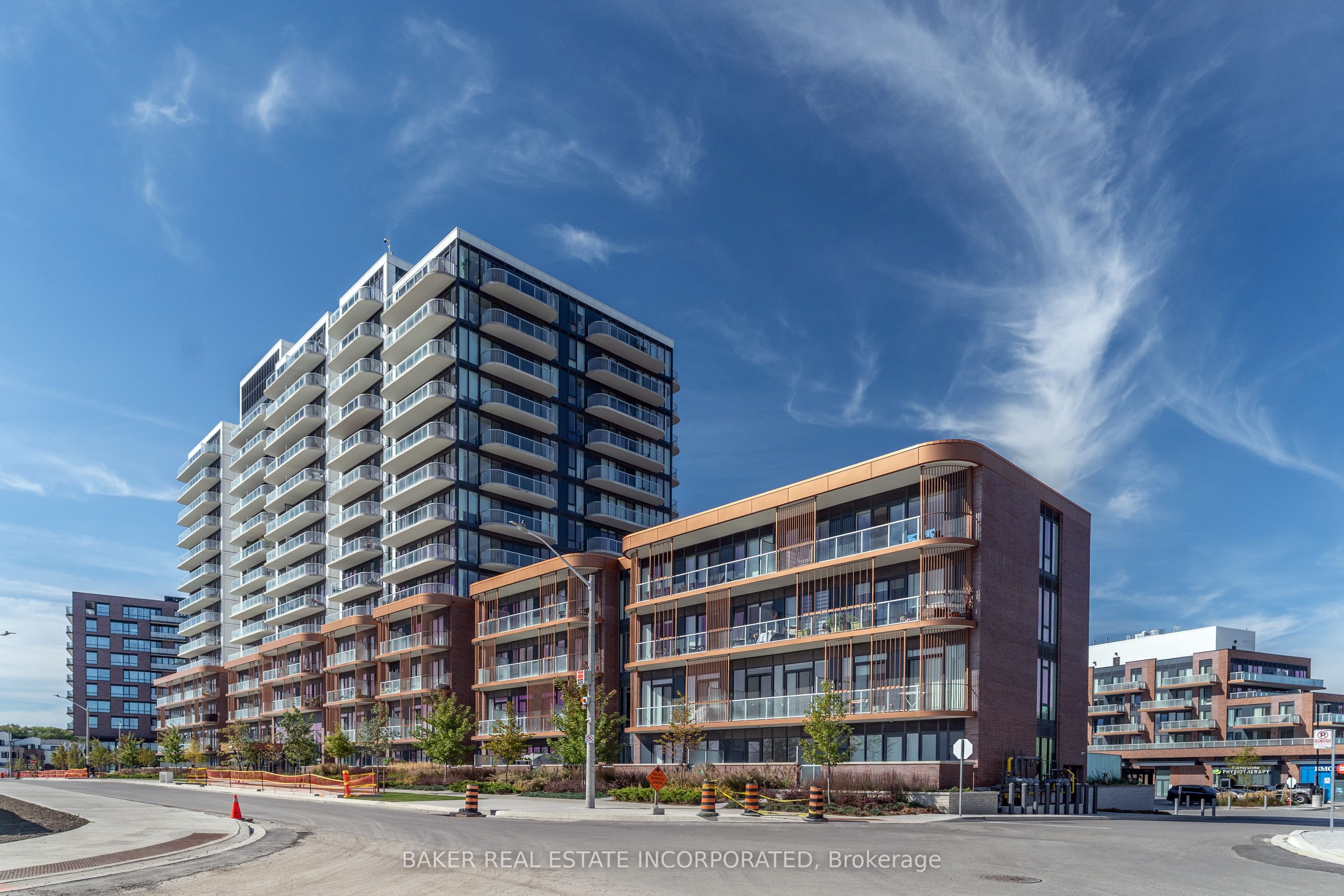 220 Missinnihe Way 1205, Mississauga, ON L5H 0A9