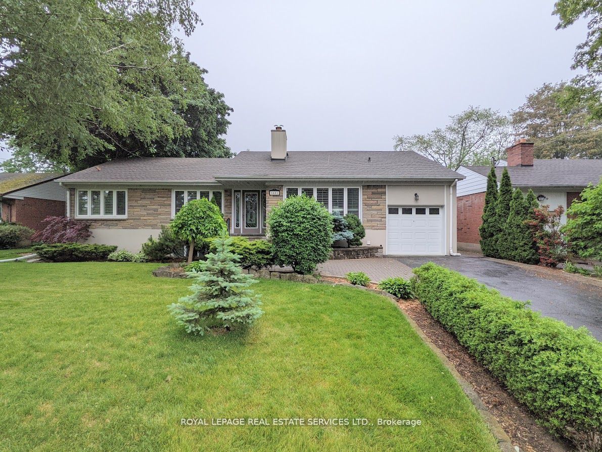 1602 Lincolnshire Blvd. Boulevard, Mississauga, ON L5E 2S7 photo 3