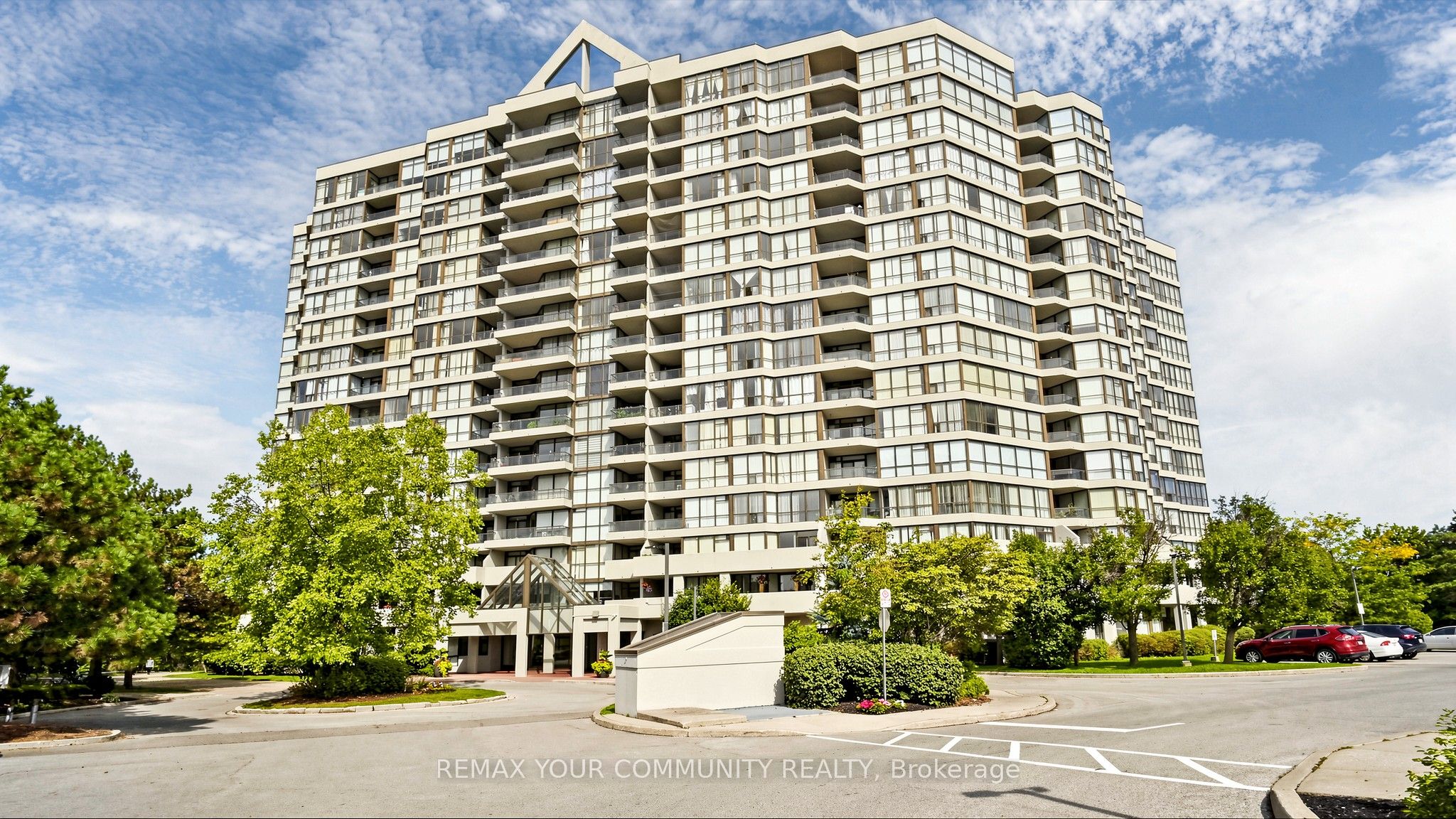 1 Rowntree Road 1215, Toronto, ON M9V 5G7 photo 2