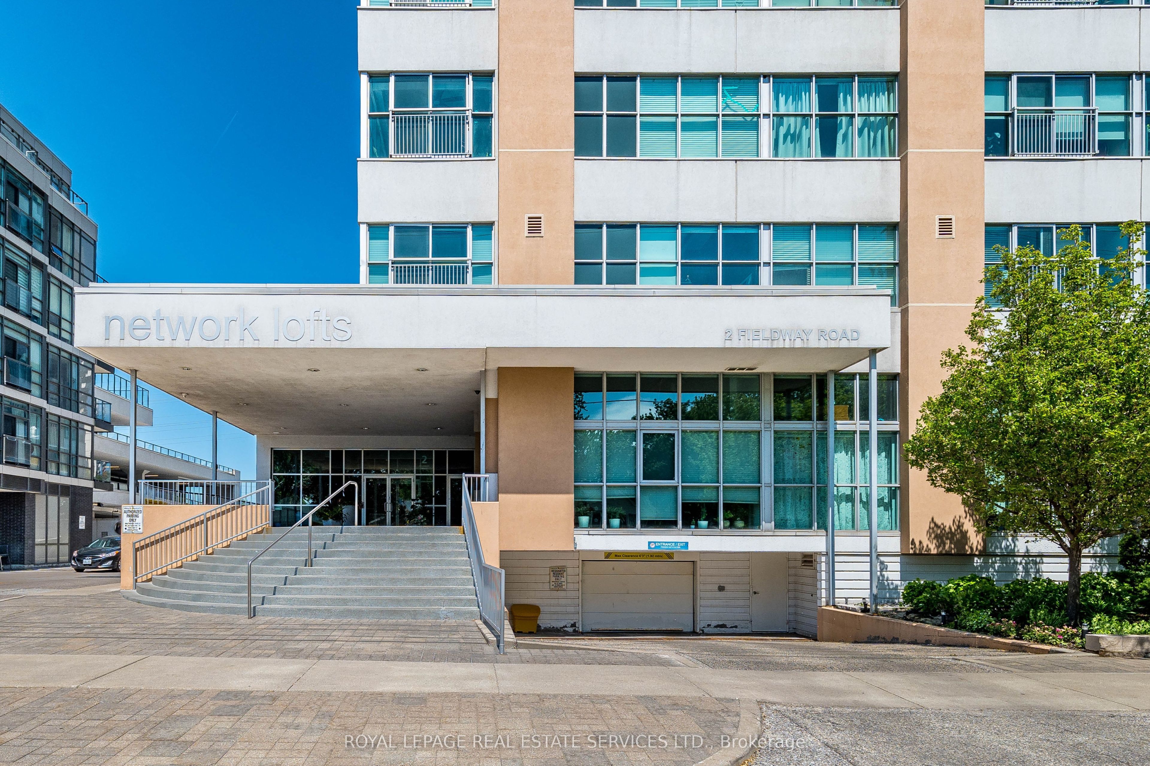 2 Fieldway Road 505, Toronto, ON M8V 0B9 photo 2