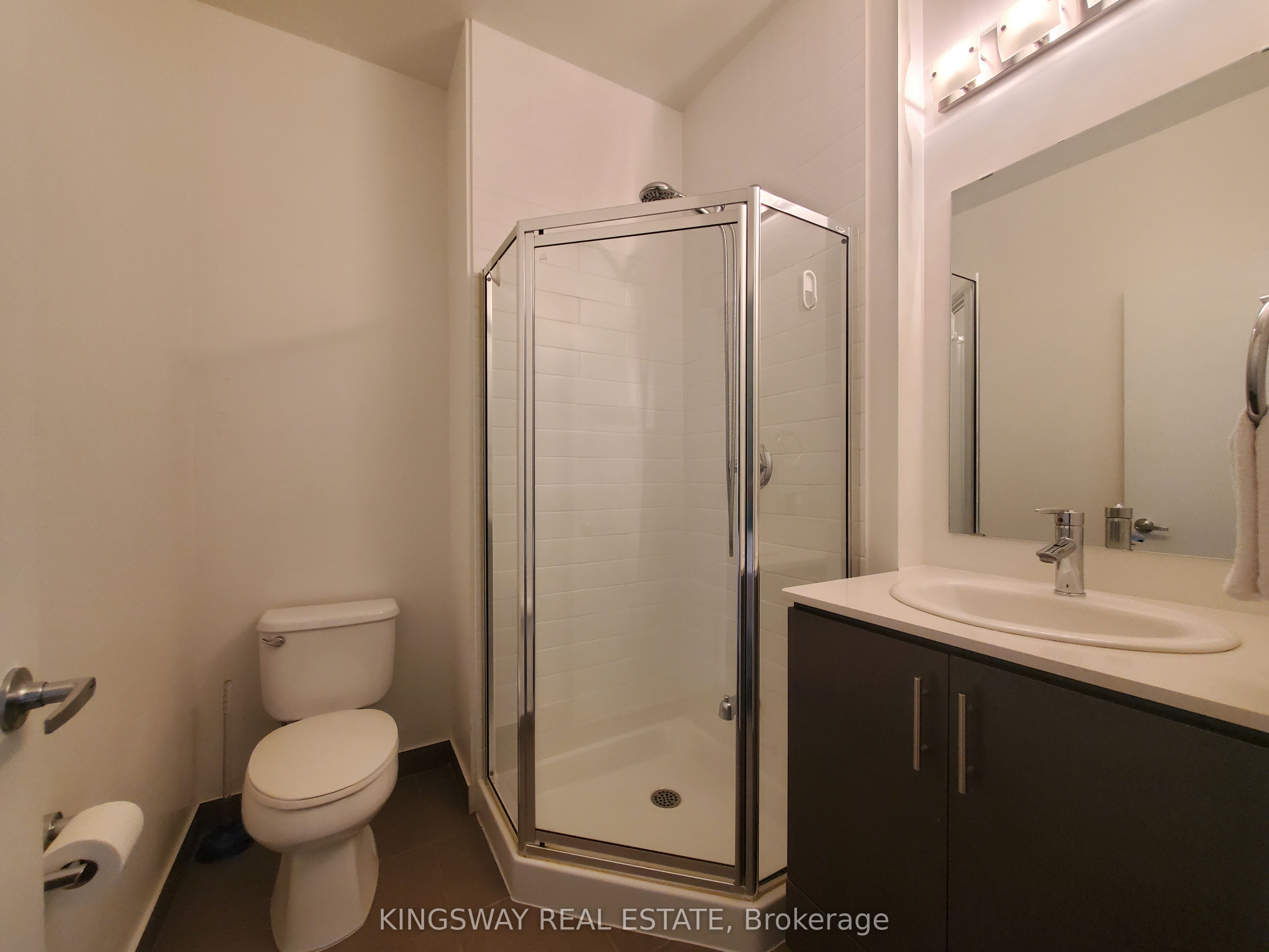 365 Prince Of Wales Drive 405, Mississauga, ON L5B 0G6 photo 3
