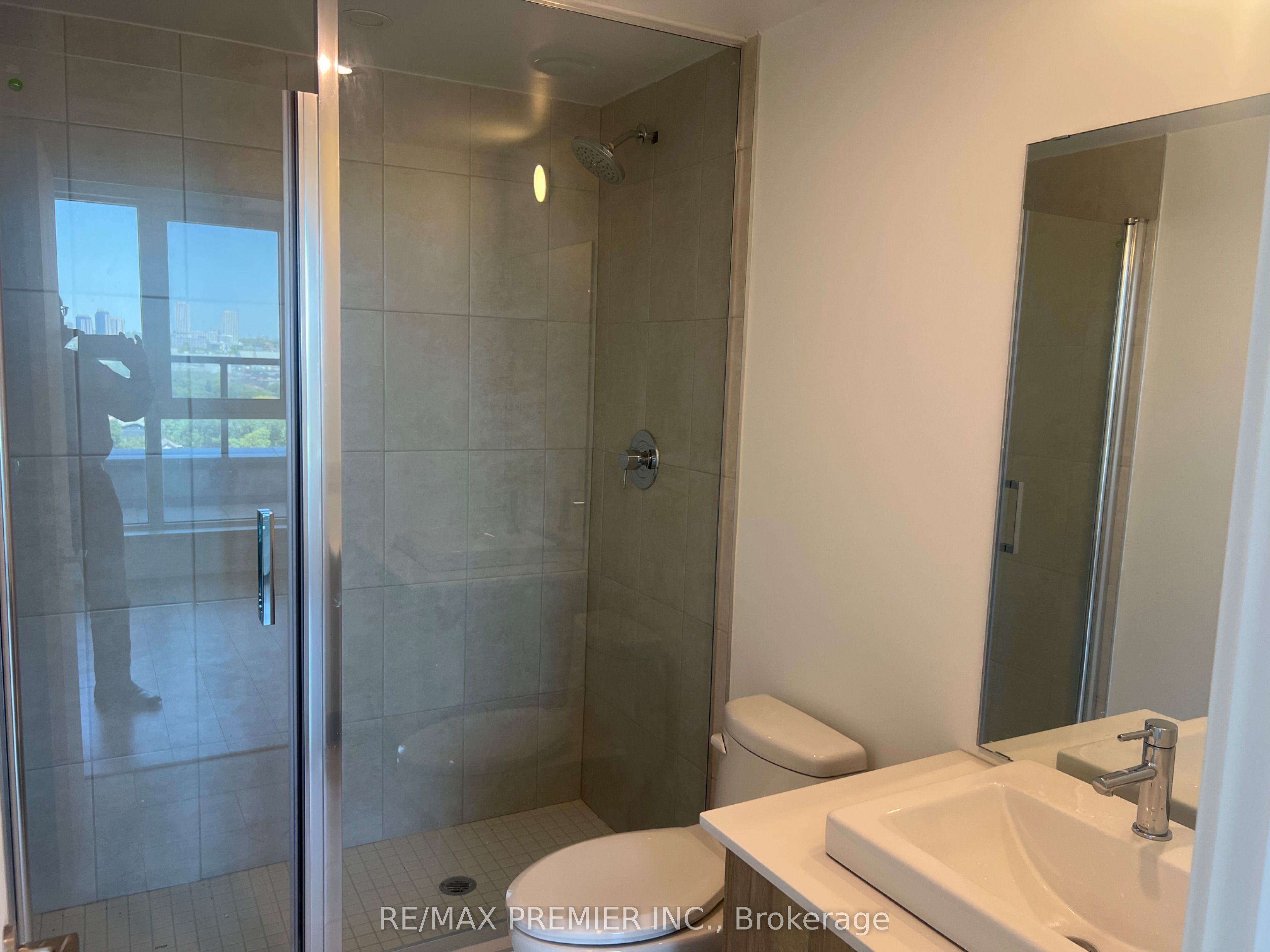 1195 The Queensway N/A 903, Toronto, ON M8Z 1R6 photo 4