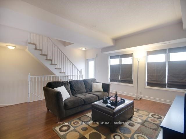 5 Richgrove Drive E 208, Toronto, ON M9R 0A3 photo 3