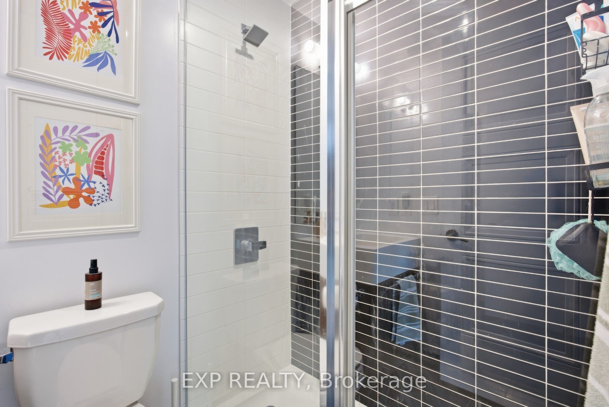 25 Neighbourhood Lane 404, Toronto, ON M8Y 0C4 photo 5
