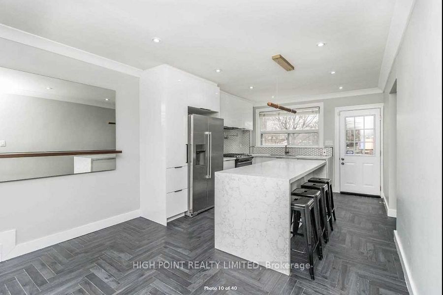 1090 Kipling Avenue, Toronto, ON M9B 3M2 photo 5