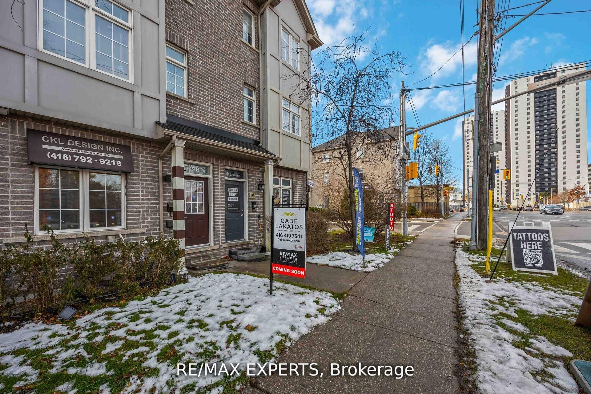19B Oak Street, Toronto, ON M9N 0A4 photo 4