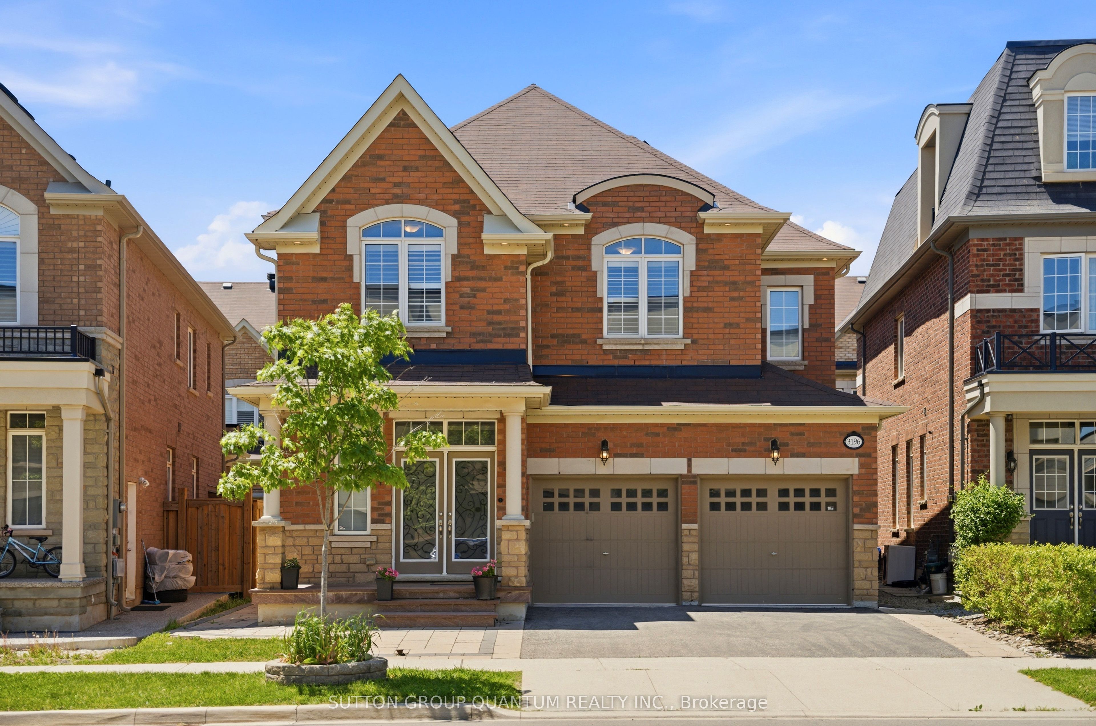 3196 Ernest Appelbe Boulevard, Oakville, ON L6H 7C3