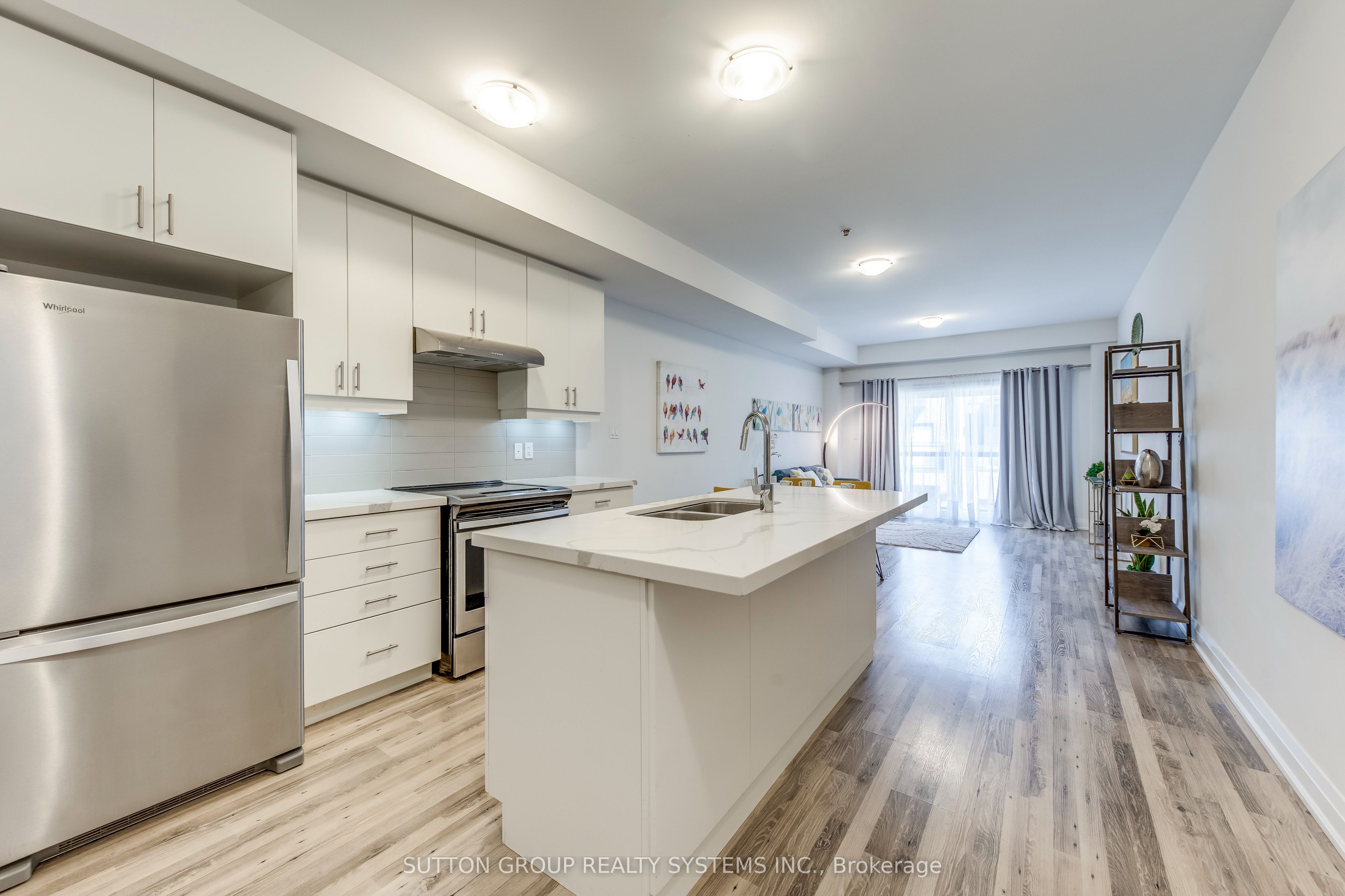 1 - 1774A Lawrence Avenue W Upper, Toronto, ON M6L 0A3 photo 5