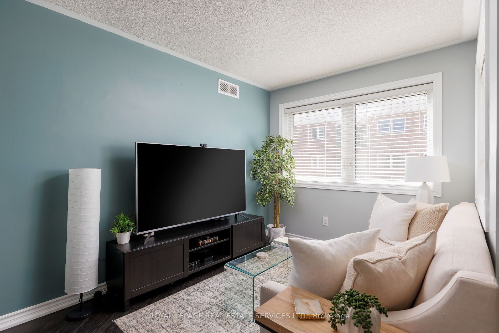 75 Bristol Road E 174, Mississauga, ON L4Z 3P2 photo 5