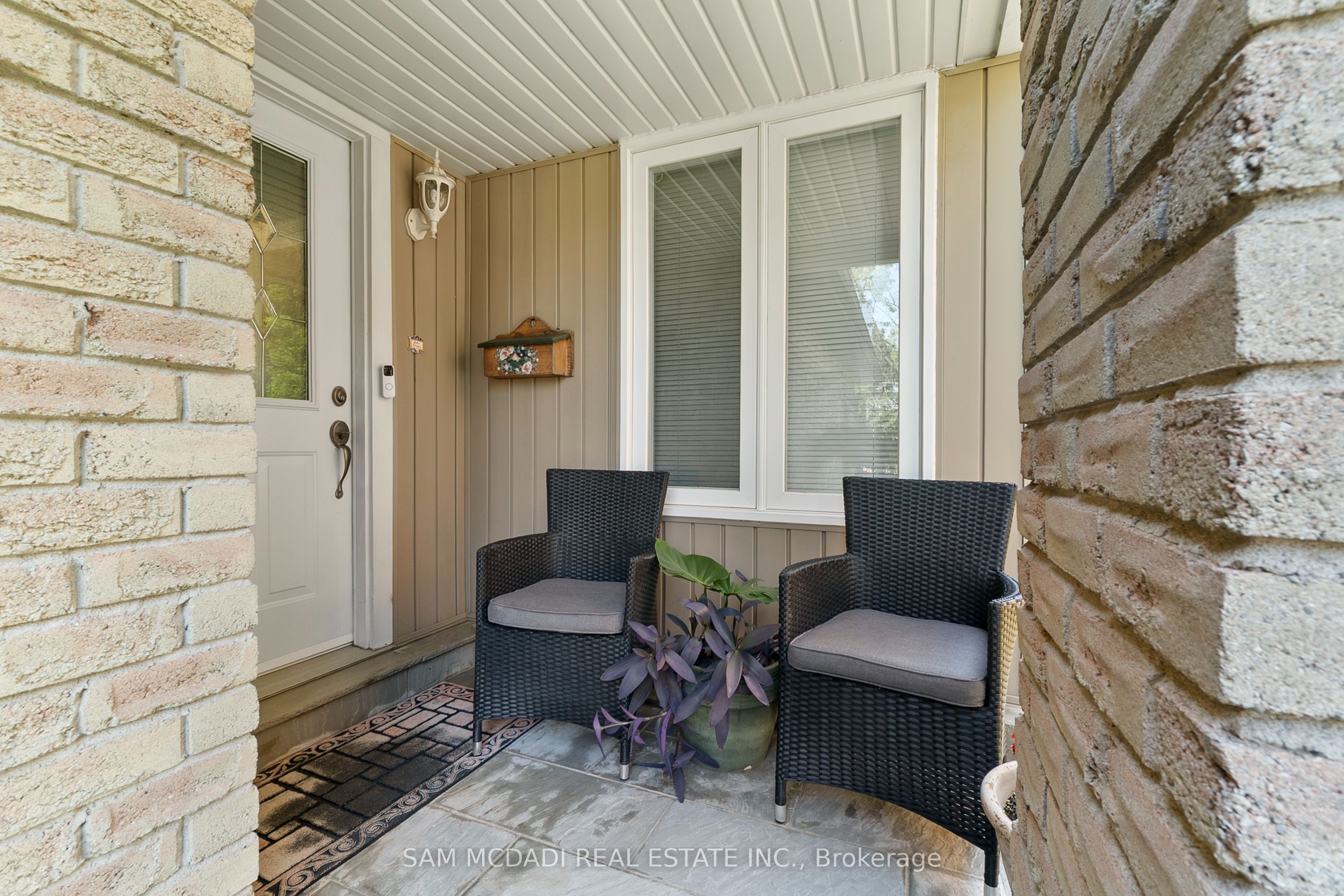 4260 SHELBY Crescent, Mississauga, ON L4W 3N5 photo 5
