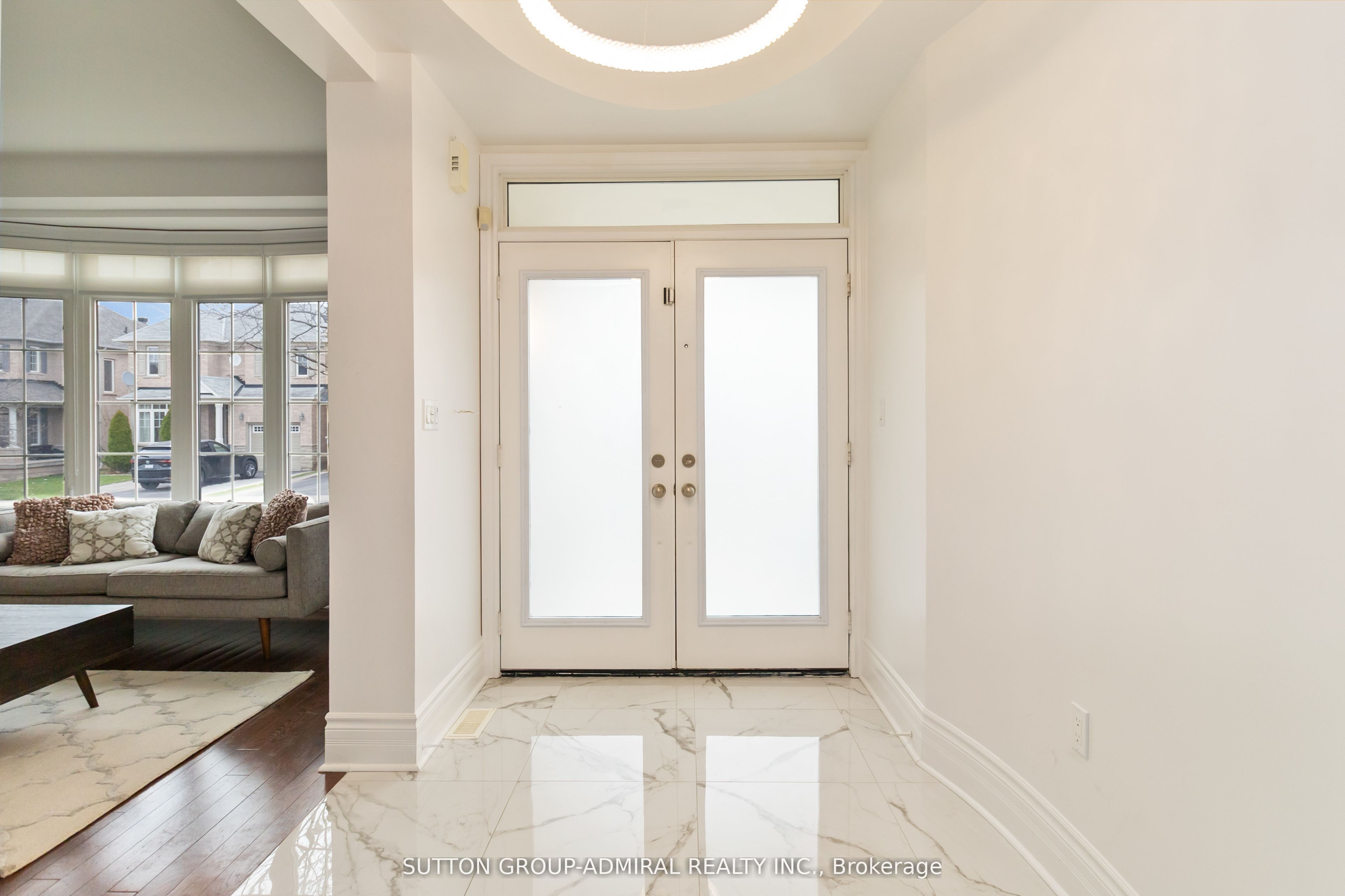 3301 Skipton Lane, Oakville, ON L6M 0K2 photo 3