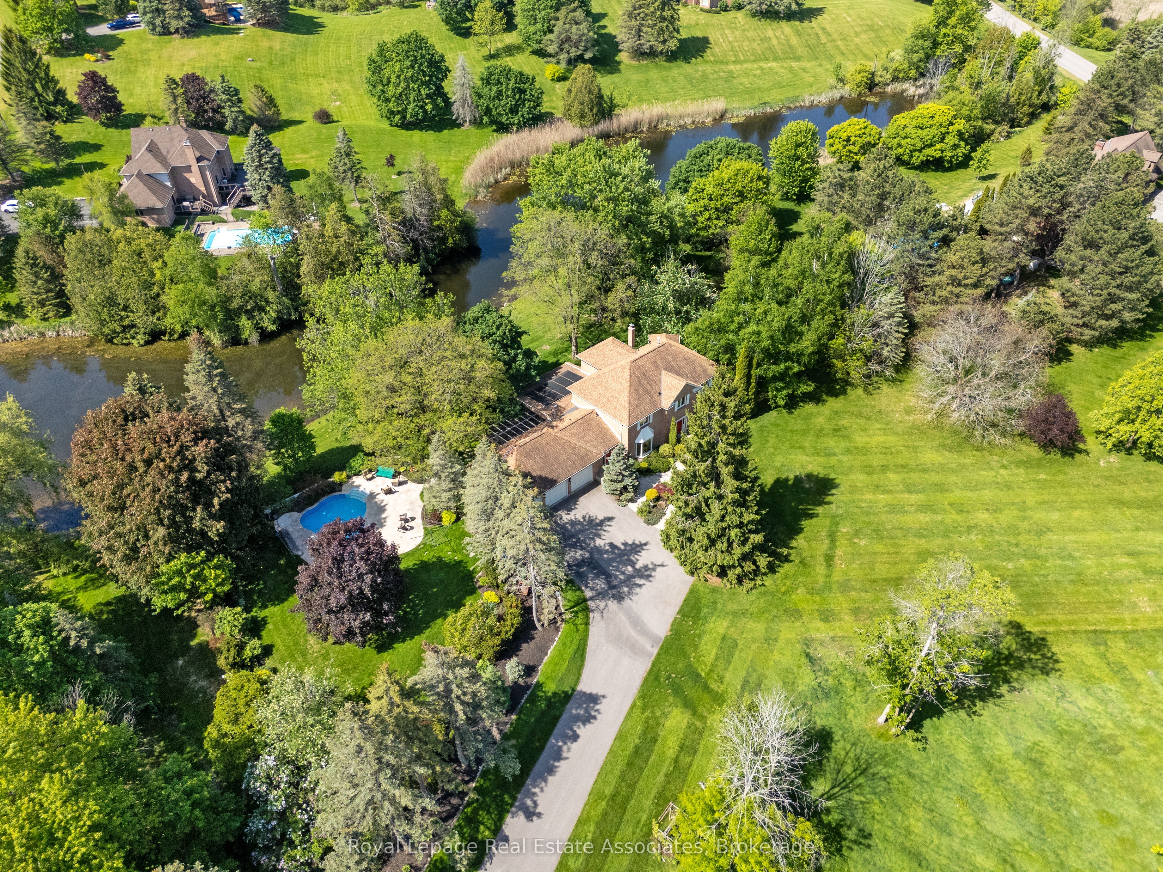 4 Wolf Crescent, Caledon, ON L7E 0A7 photo 3