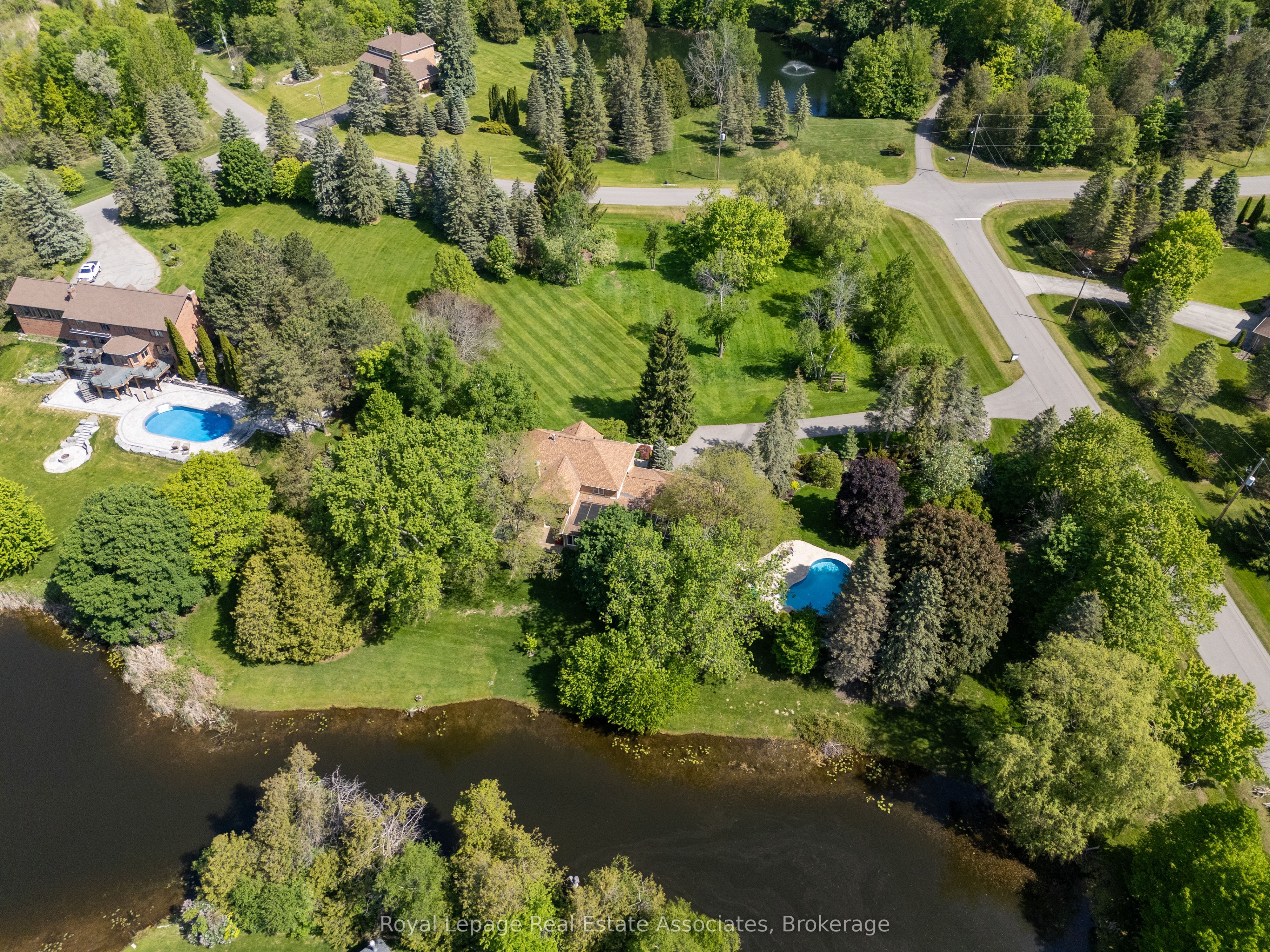 4 Wolf Crescent, Caledon, ON L7E 0A7 photo 4