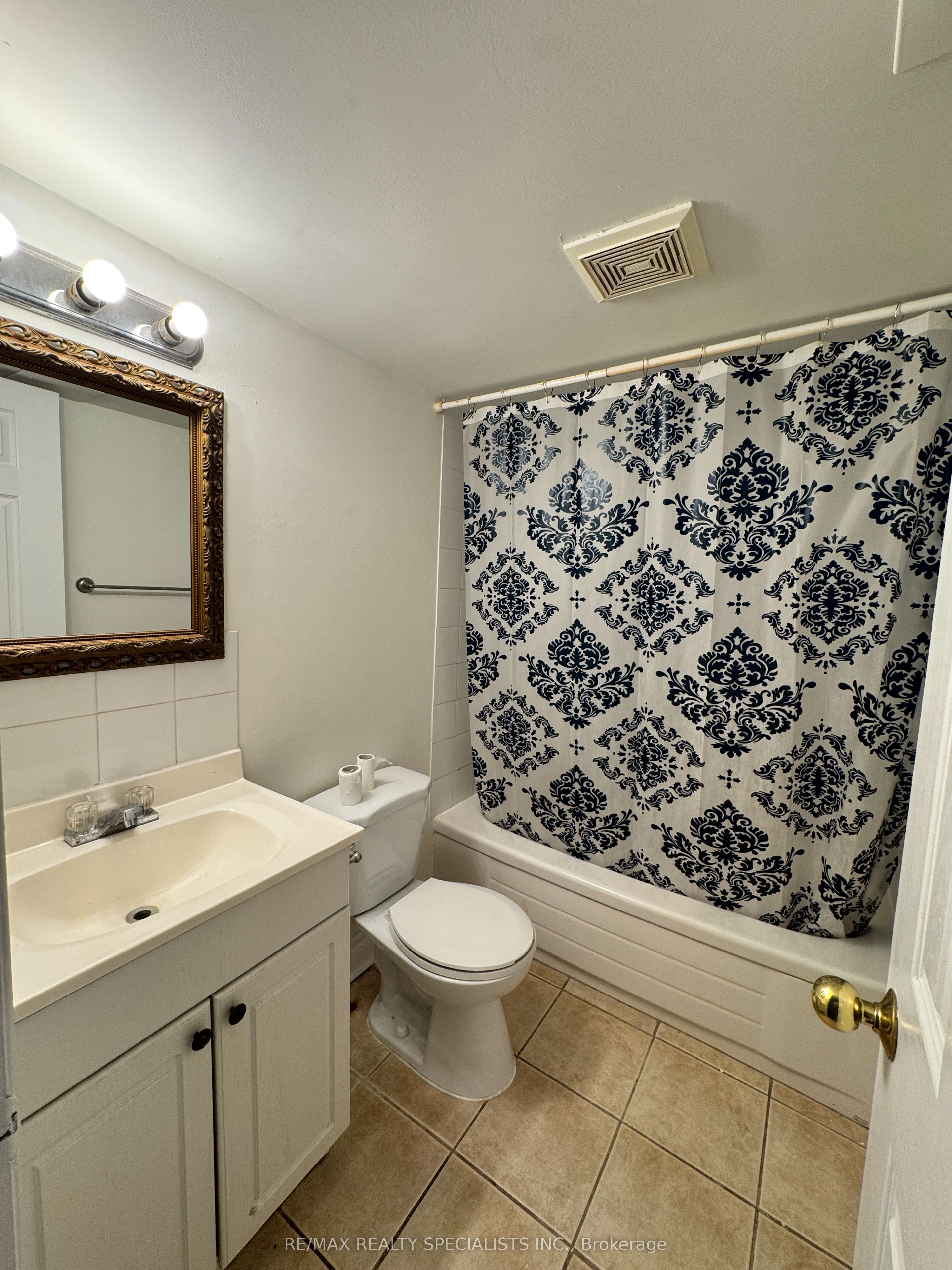 5834 Raftsman Cove BSMT, Mississauga, ON L5M 6N9 photo 5