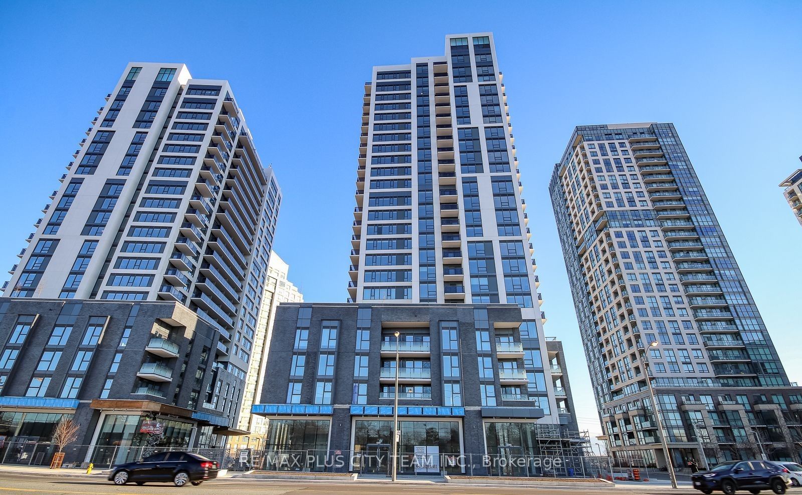 30 Samuel Wood Way 1007, Toronto, ON M9B 0C9