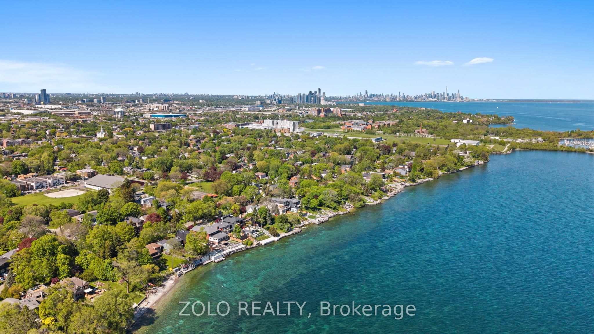 168A Lake Promenade, Toronto, ON M8W 1A7 photo 3
