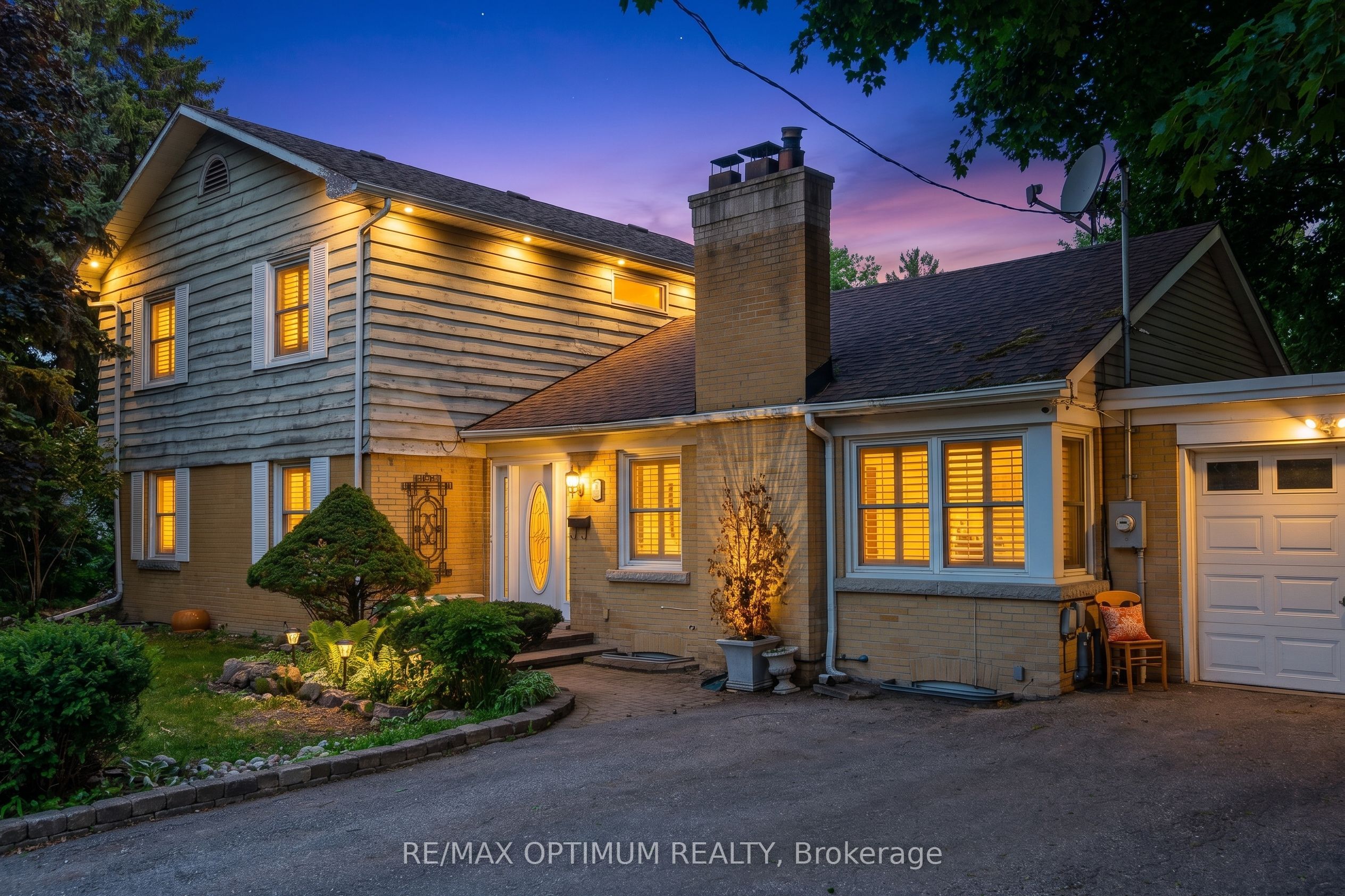 18 Armstrong Street, Brampton, ON L6W 1W6 photo 3