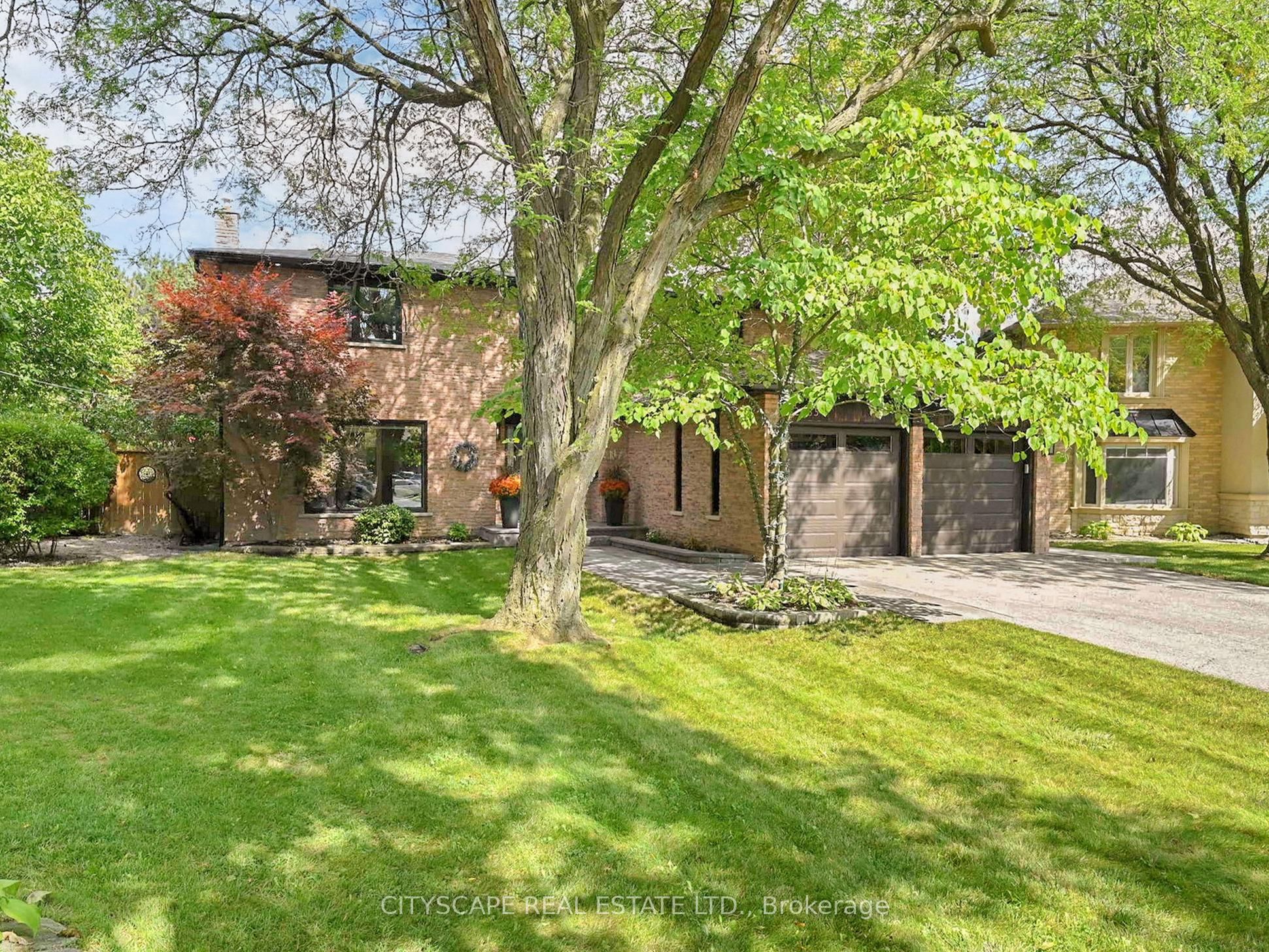 2585 Kenna Court, Mississauga, ON L5K 2K4 photo 3