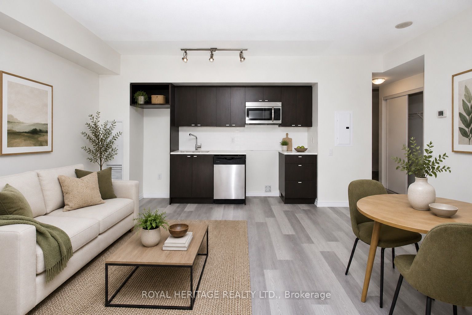105 Queensway Avenue 1216, Toronto, ON M6S 5B5 photo 5
