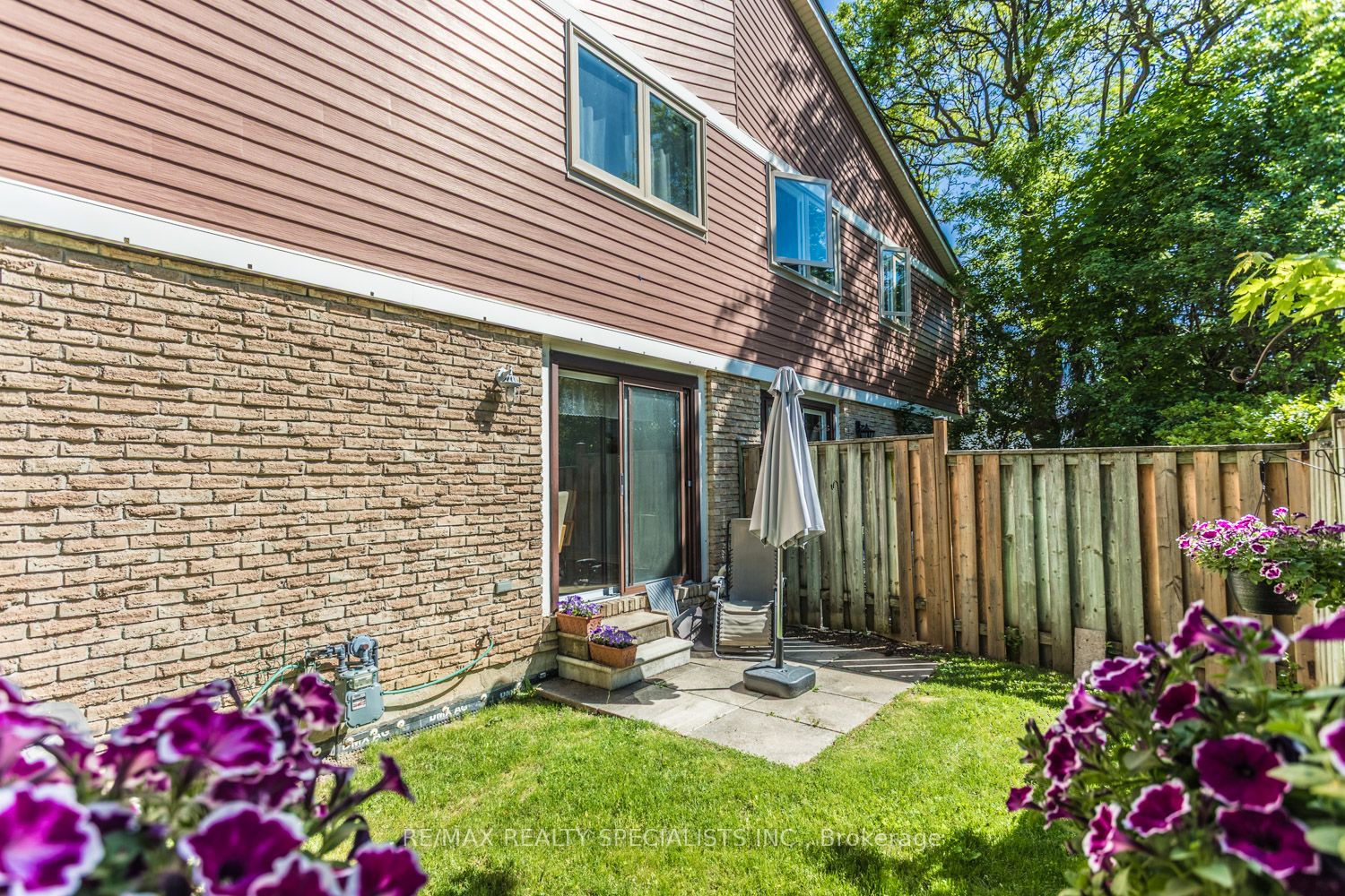 98 Falconer Drive 19, Mississauga, ON L5N 1Y2 photo 5