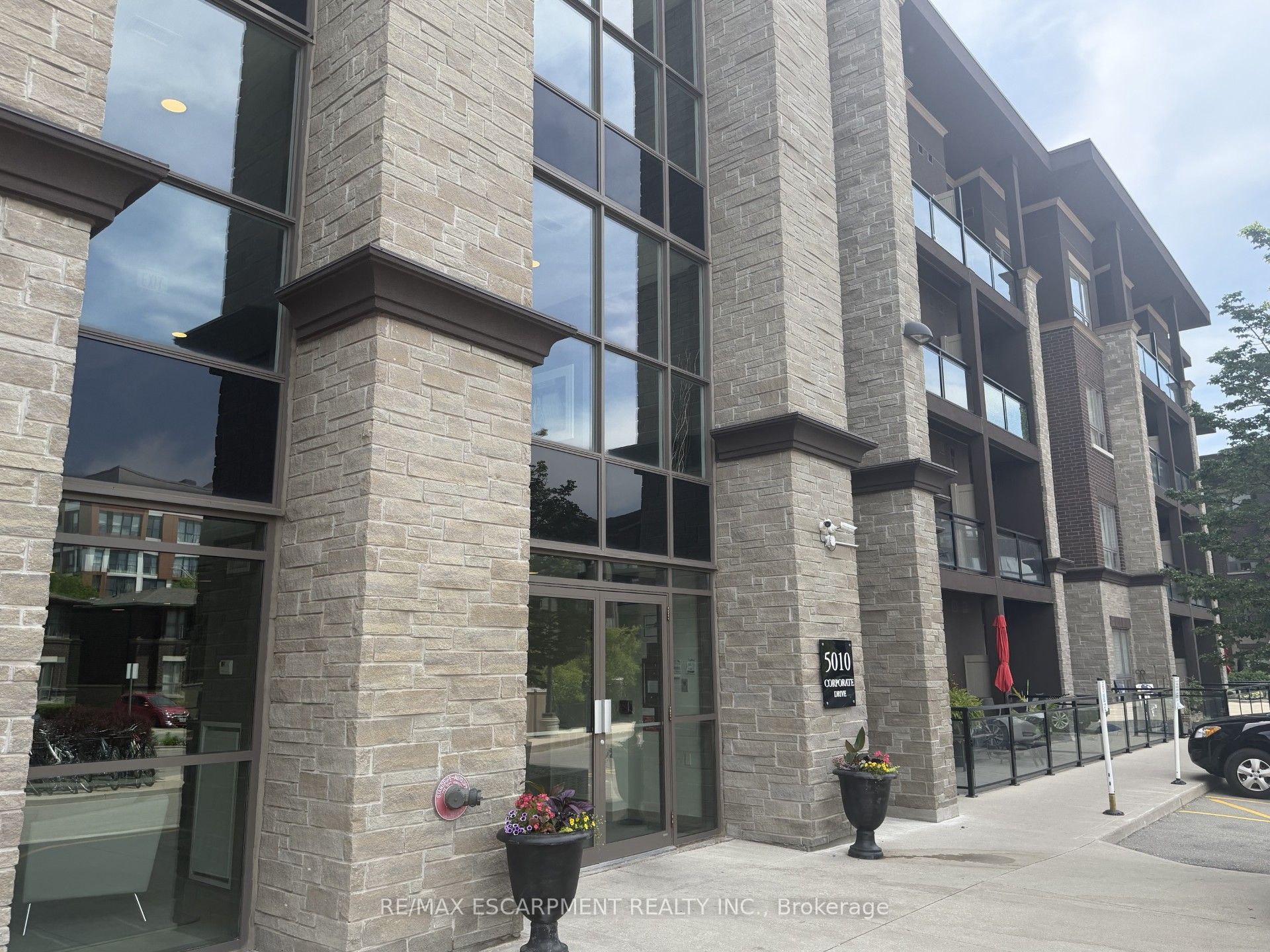 5010 Corporate Drive 408, Burlington, ON L7L 0H6 photo 3