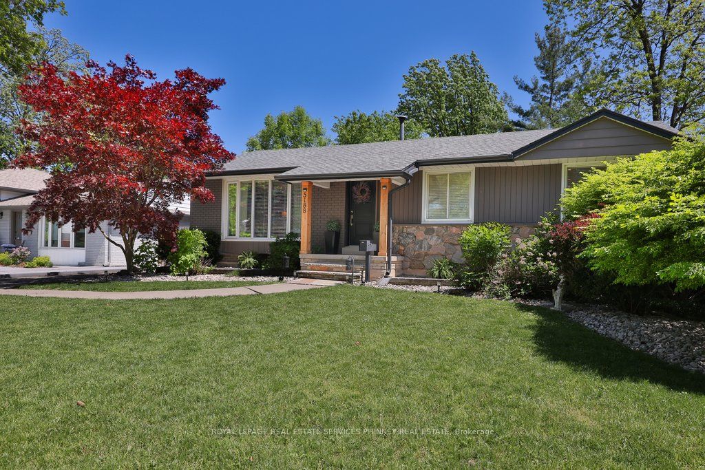 5188 Meadowhill Road, Burlington, ON L7L 3L1 photo 2