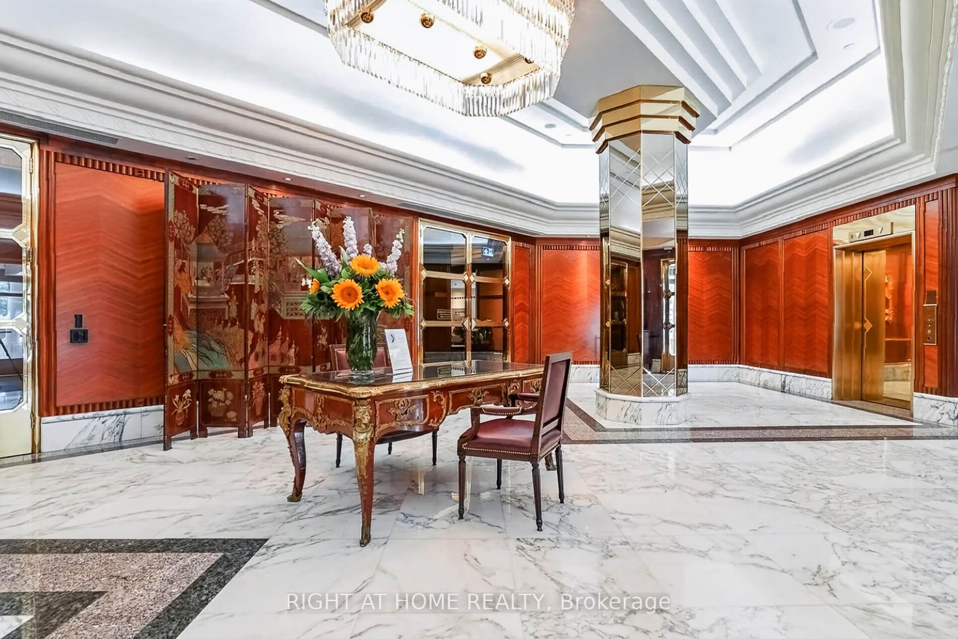 1 Palace Pier Court 607, Toronto, ON M8V 3W9 photo 4